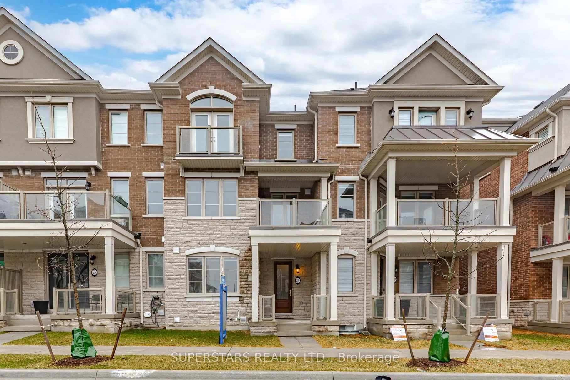 Photo 1 of 27 Bruce Boyd Drive, Markham, Cornell — HOMEH