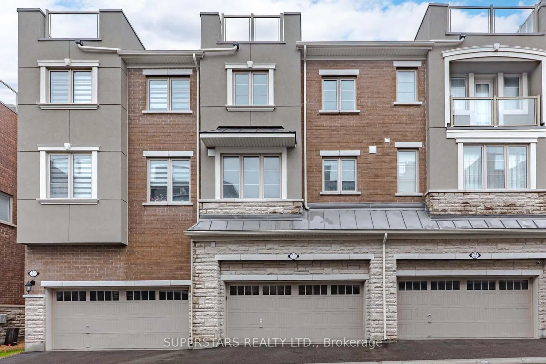 Photo 2 of 27 Bruce Boyd Drive, Markham, Cornell — HOMEH