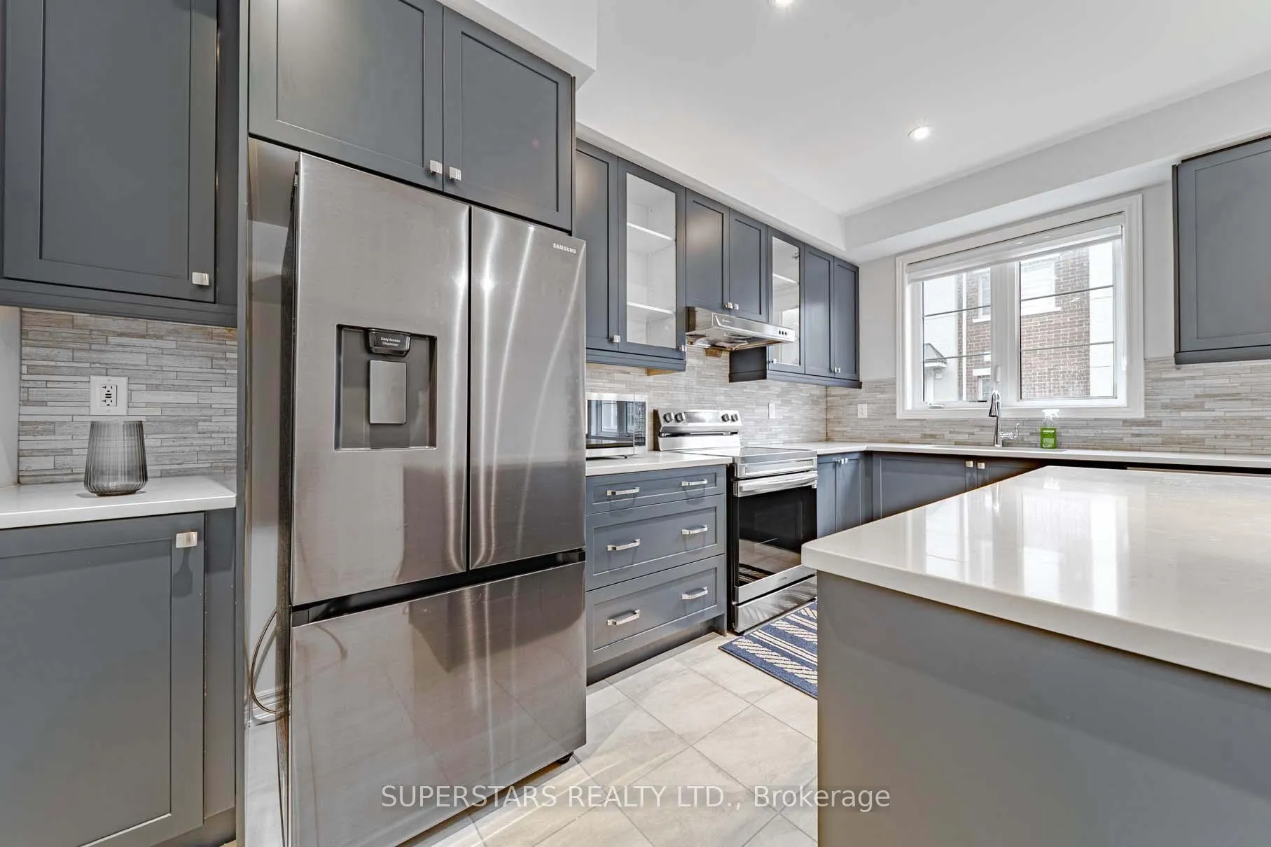 Photo 7 of 27 Bruce Boyd Drive, Markham, Cornell — HOMEH