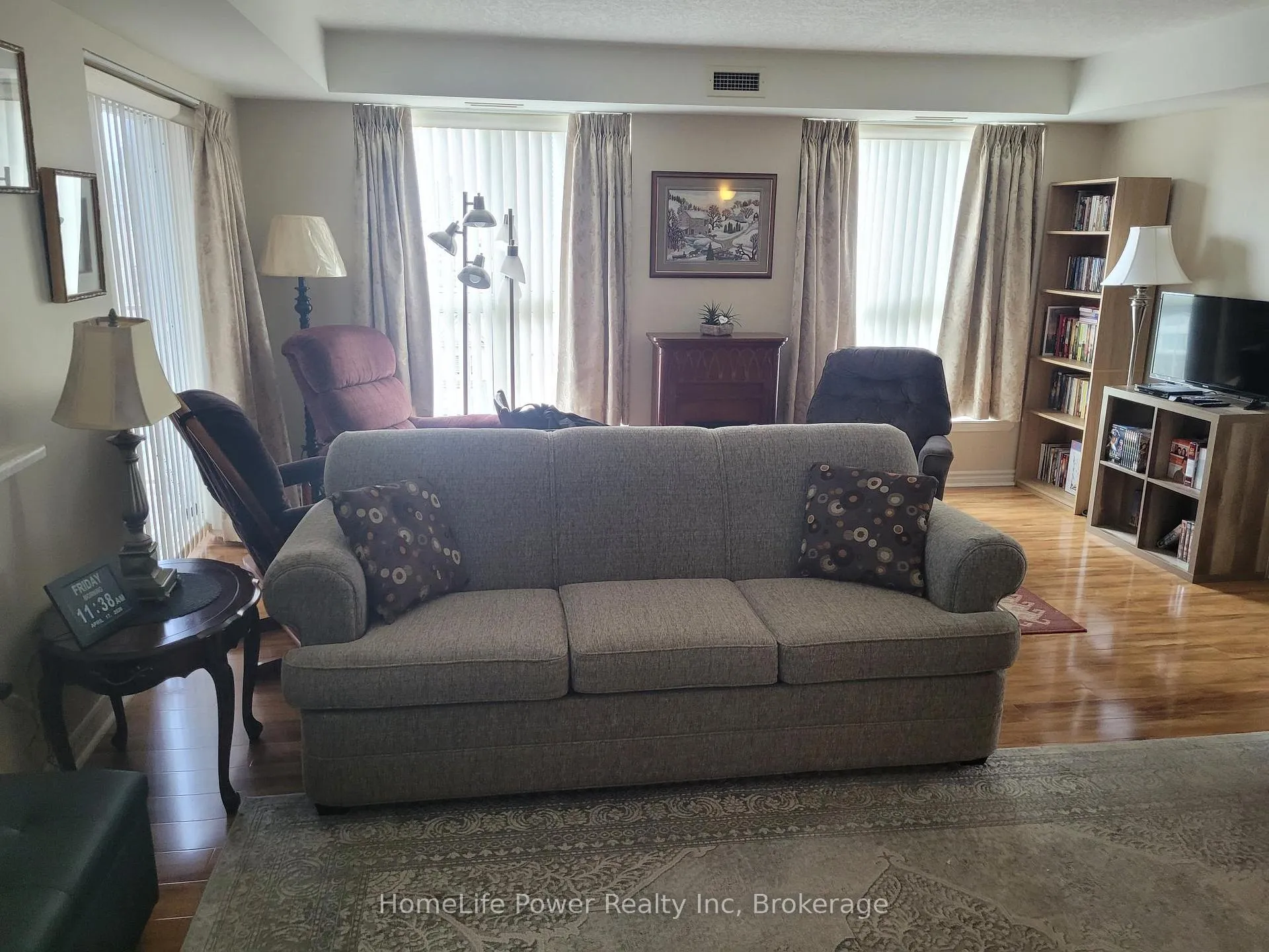 Photo 20 of Unit 409, 20 St George Street, Kitchener — HOMEH