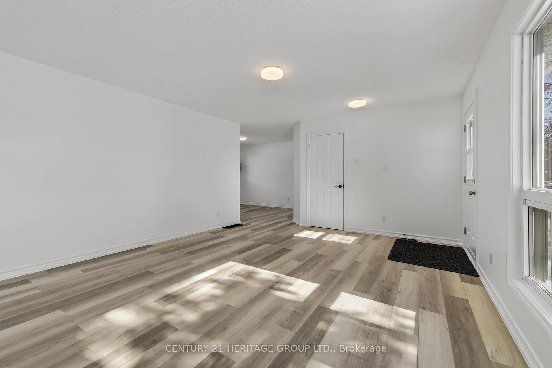 Photo 16 of 854 9th Line, Innisfil, Alcona — HOMEH