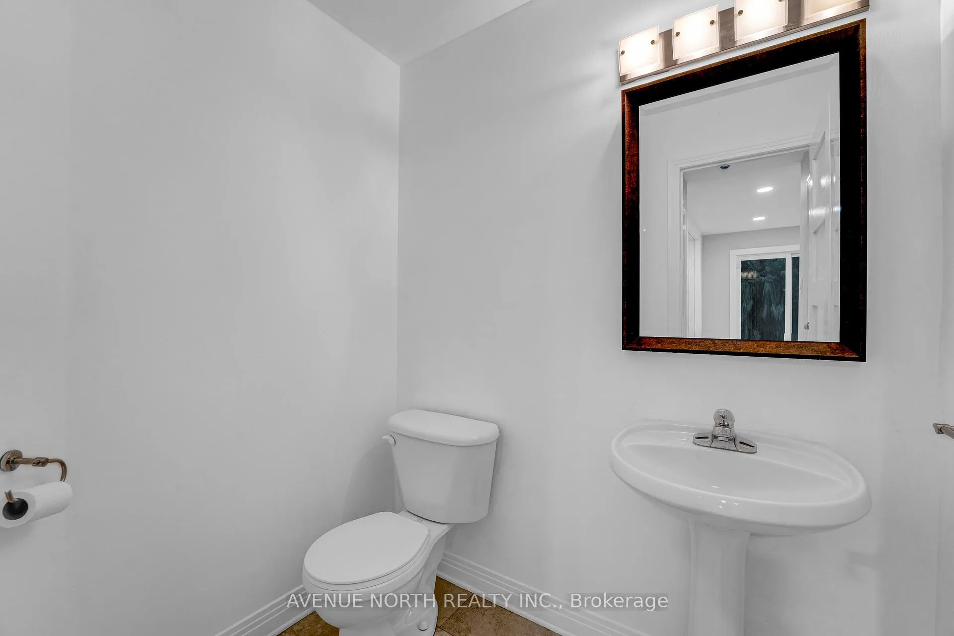 Photo 18 of 945 Cahill Drive W, Ottawa, Hunt Club — HOMEH