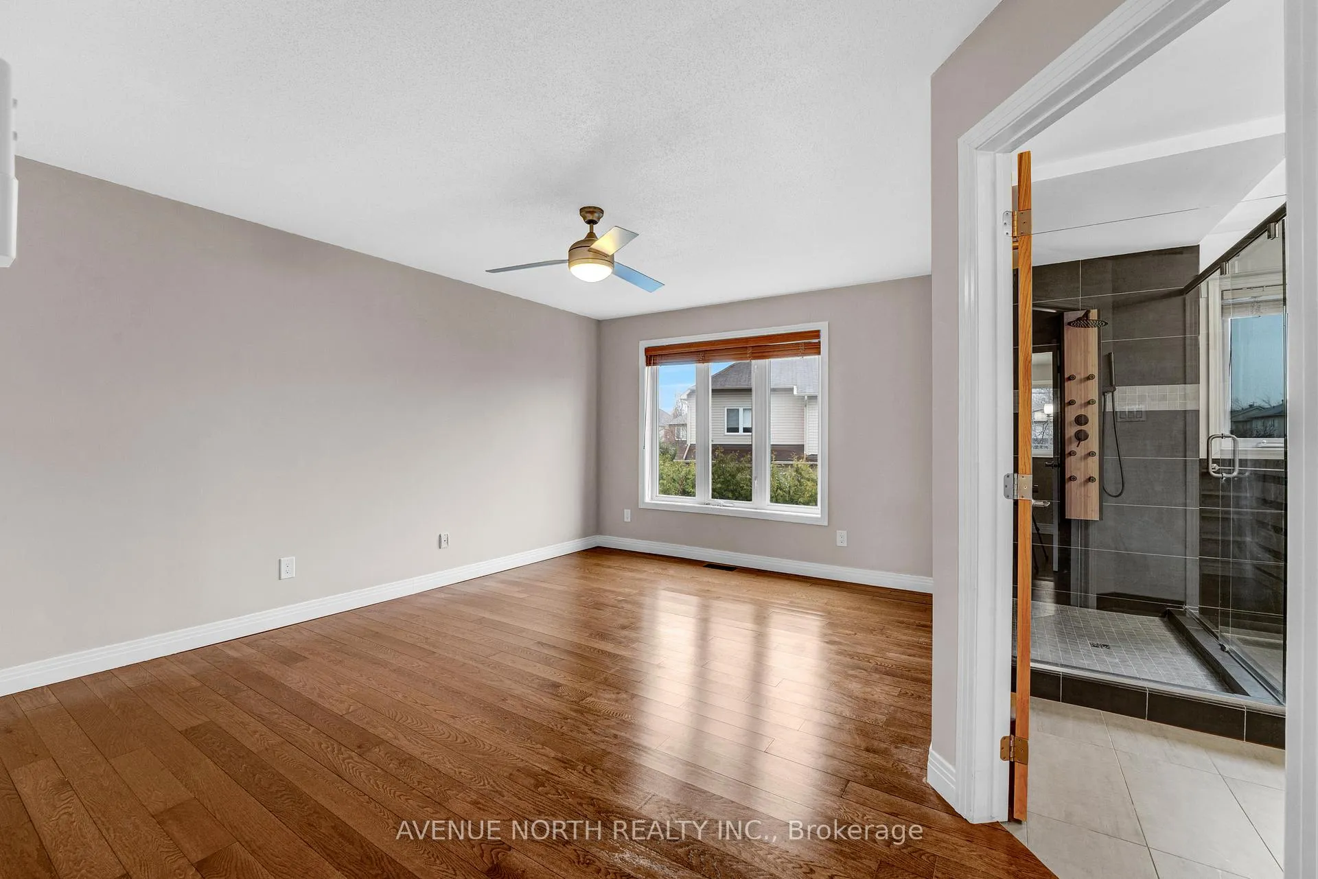 Photo 22 of 945 Cahill Drive W, Ottawa, Hunt Club — HOMEH