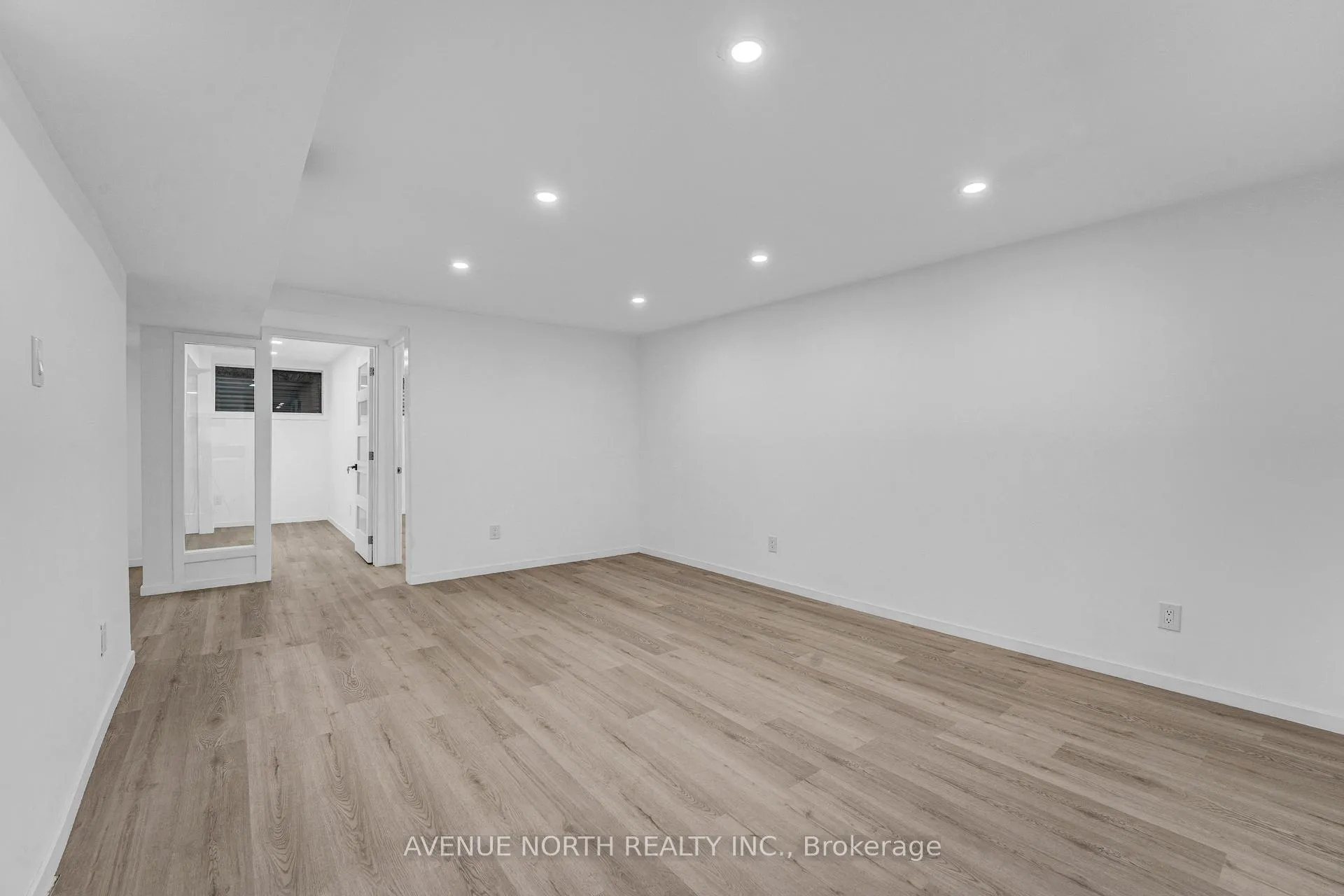 Photo 38 of 945 Cahill Drive W, Ottawa, Hunt Club — HOMEH