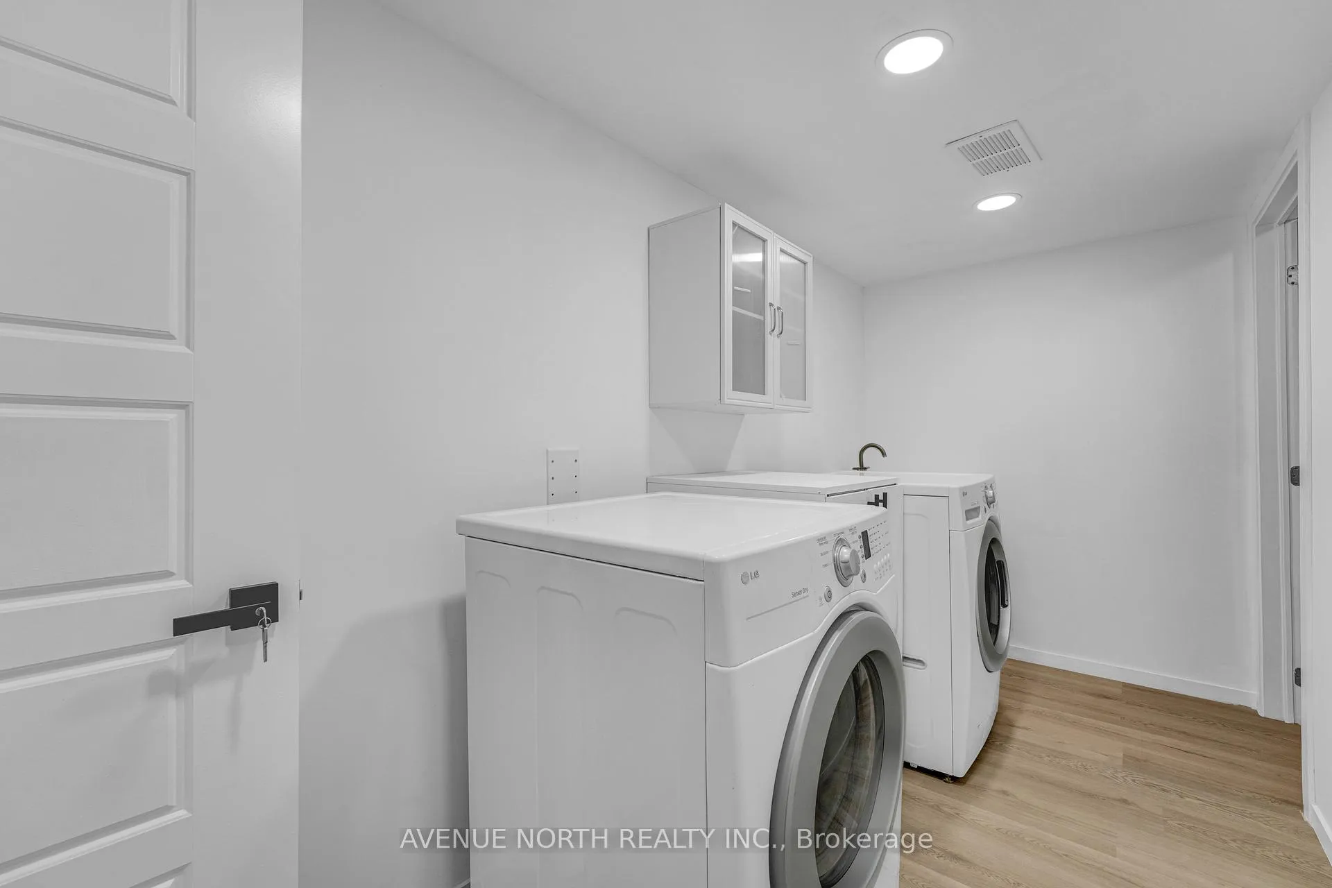 Photo 44 of 945 Cahill Drive W, Ottawa, Hunt Club — HOMEH