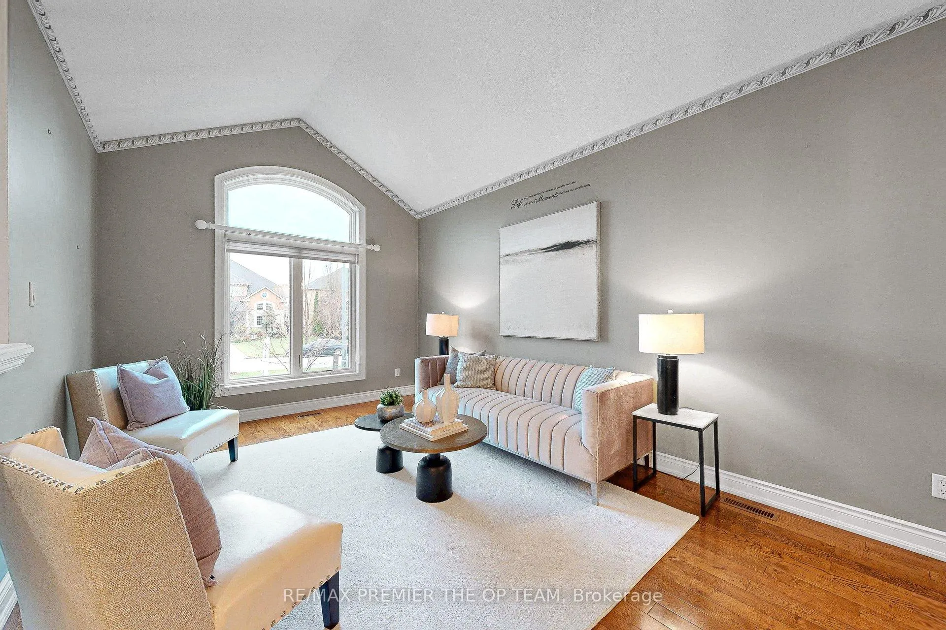 Photo 11 of 165 Novaview Crescent, Vaughan, East Woodbridge — HOMEH
