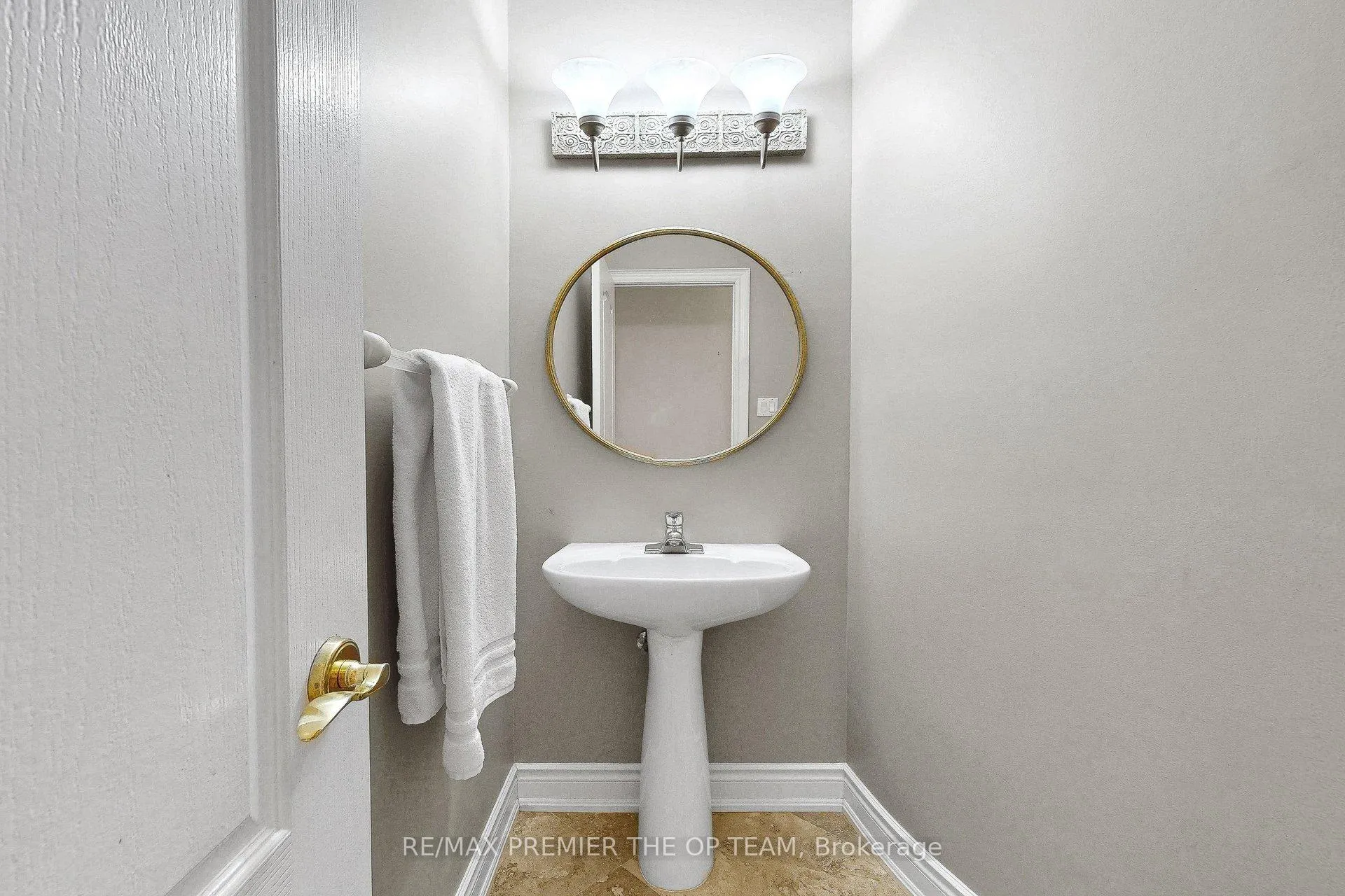 Photo 29 of 165 Novaview Crescent, Vaughan, East Woodbridge — HOMEH