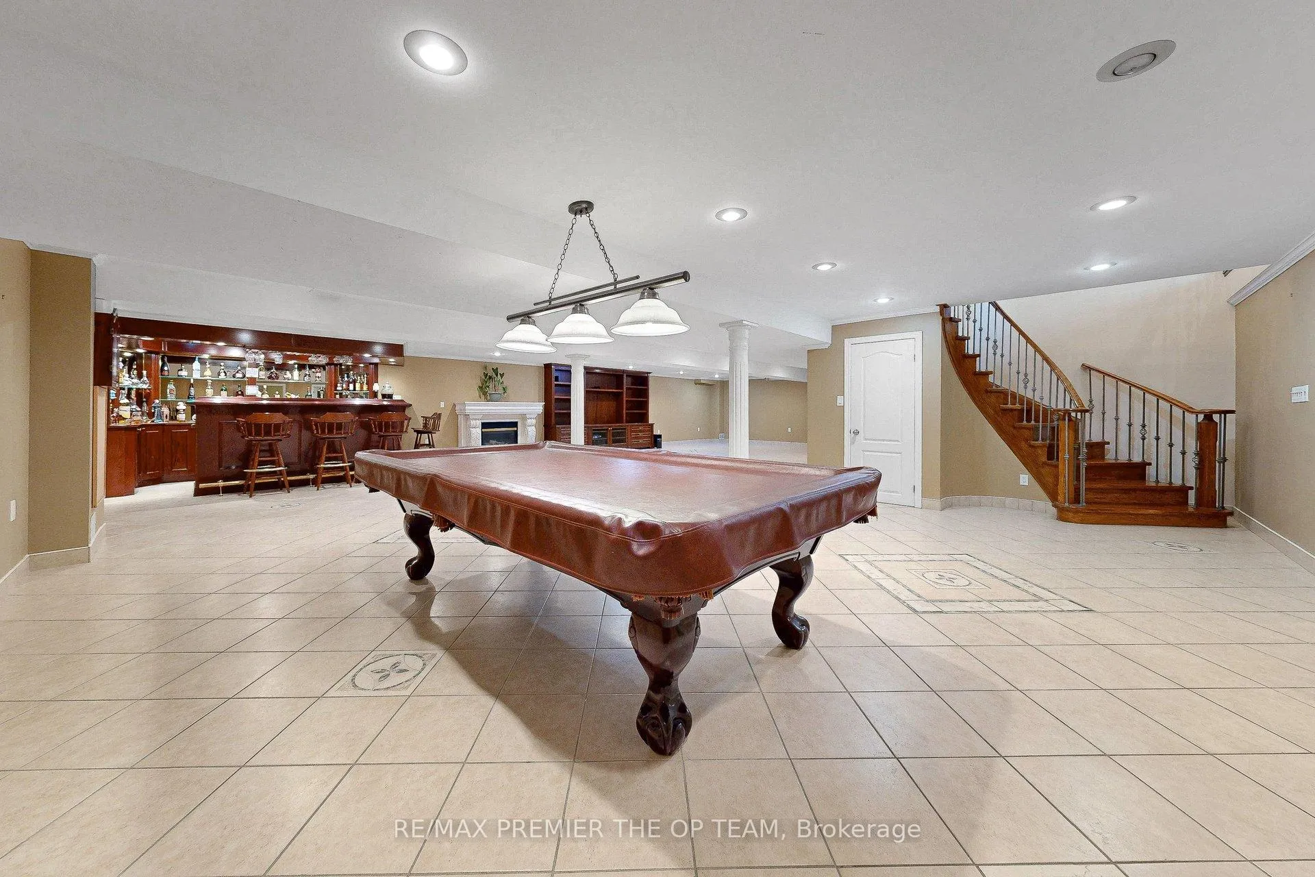 Photo 42 of 165 Novaview Crescent, Vaughan, East Woodbridge — HOMEH