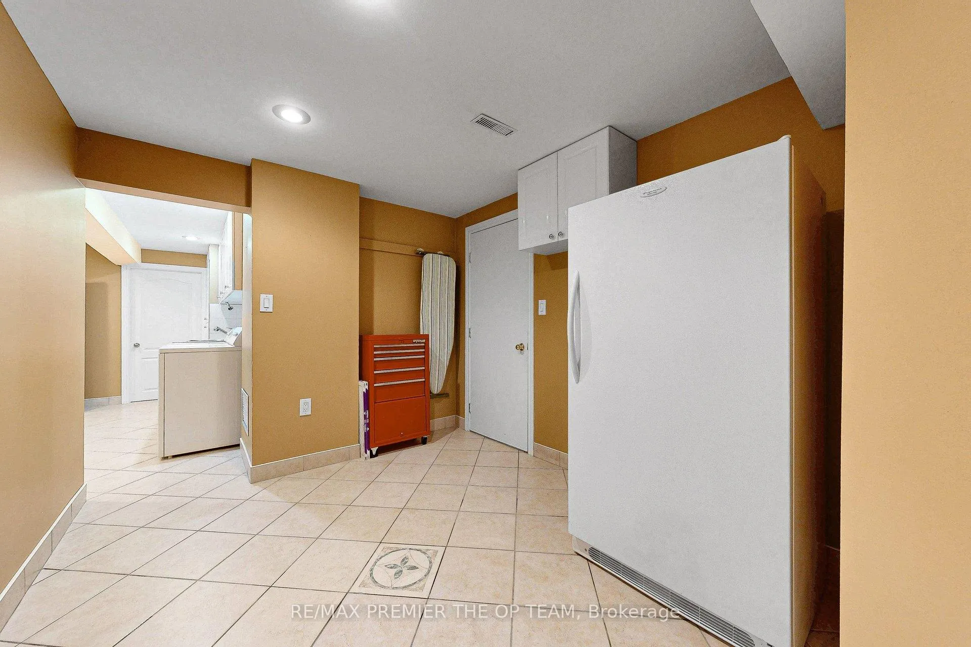 Photo 44 of 165 Novaview Crescent, Vaughan, East Woodbridge — HOMEH
