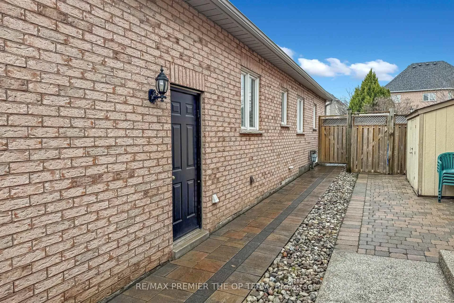 Photo 45 of 165 Novaview Crescent, Vaughan, East Woodbridge — HOMEH