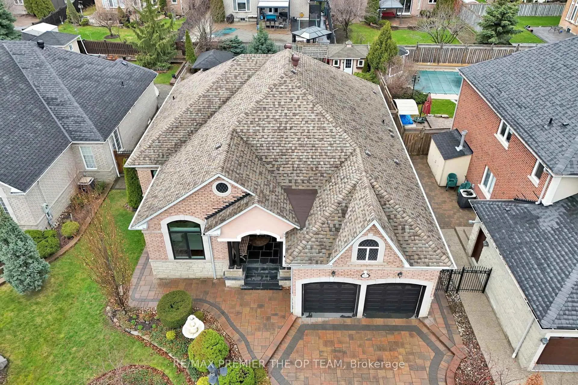Photo 48 of 165 Novaview Crescent, Vaughan, East Woodbridge — HOMEH