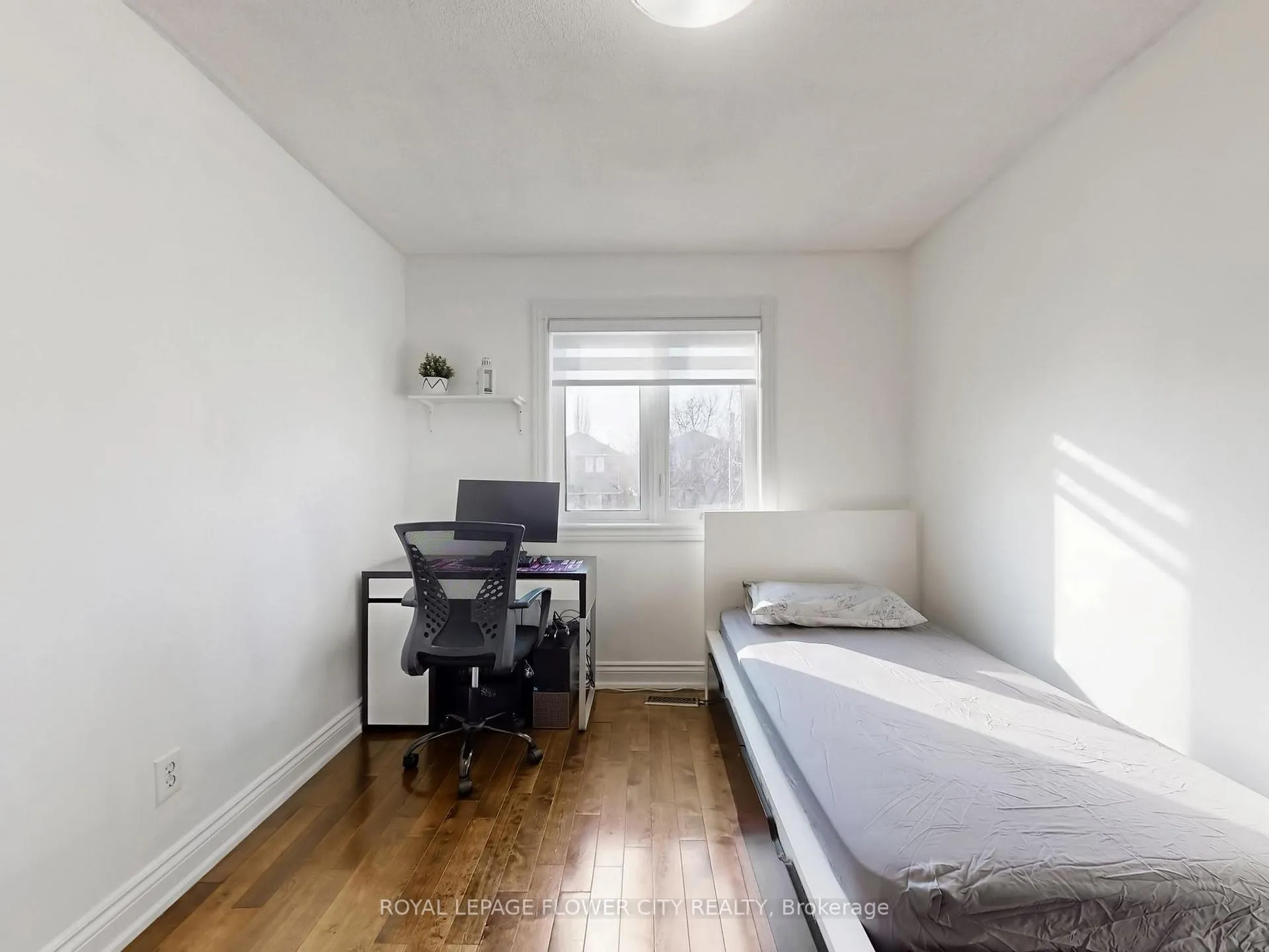 Photo 26 of 29 Glenmore Drive, Whitby, Downtown Whitby — HOMEH