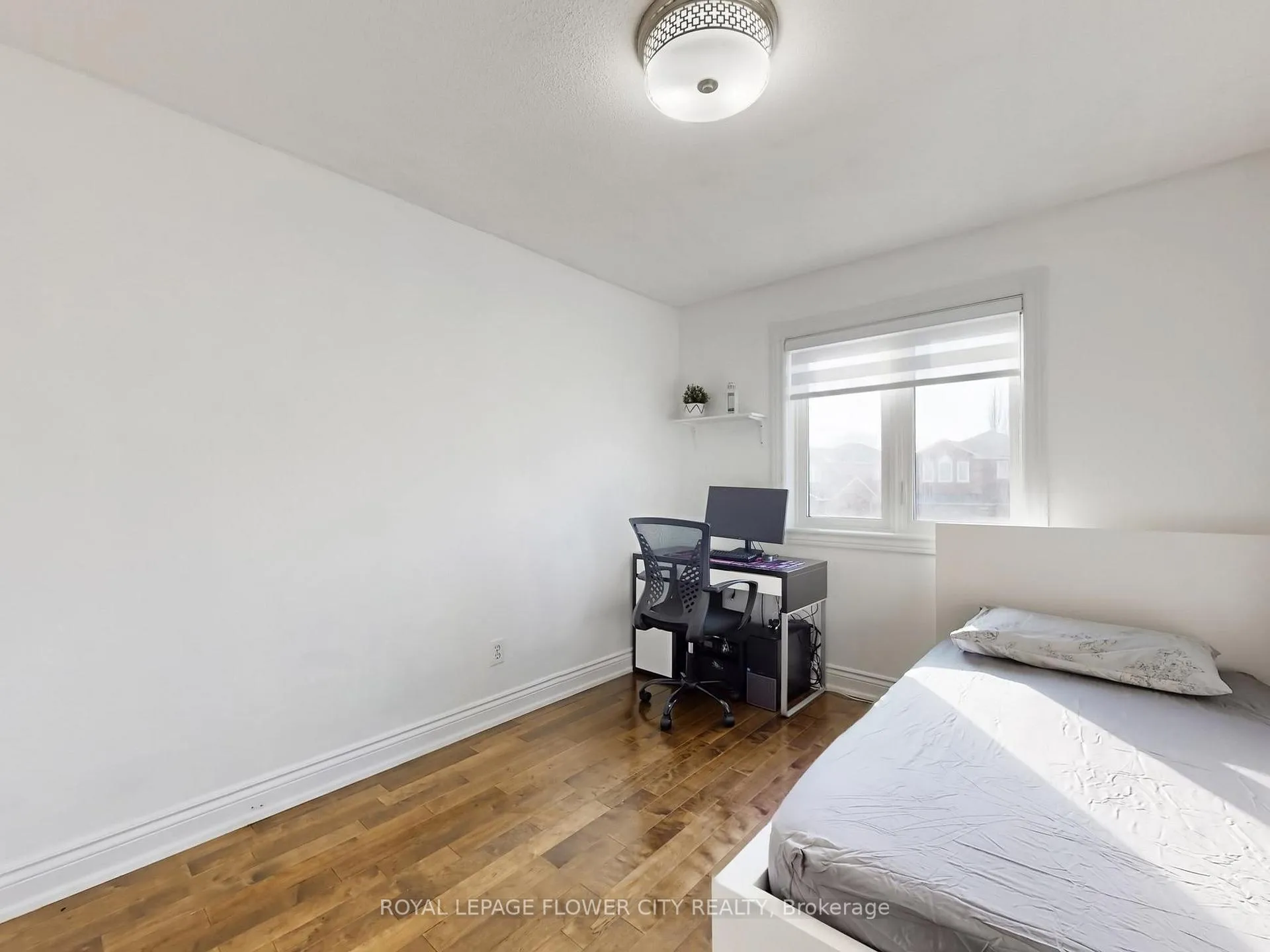 Photo 27 of 29 Glenmore Drive, Whitby, Downtown Whitby — HOMEH
