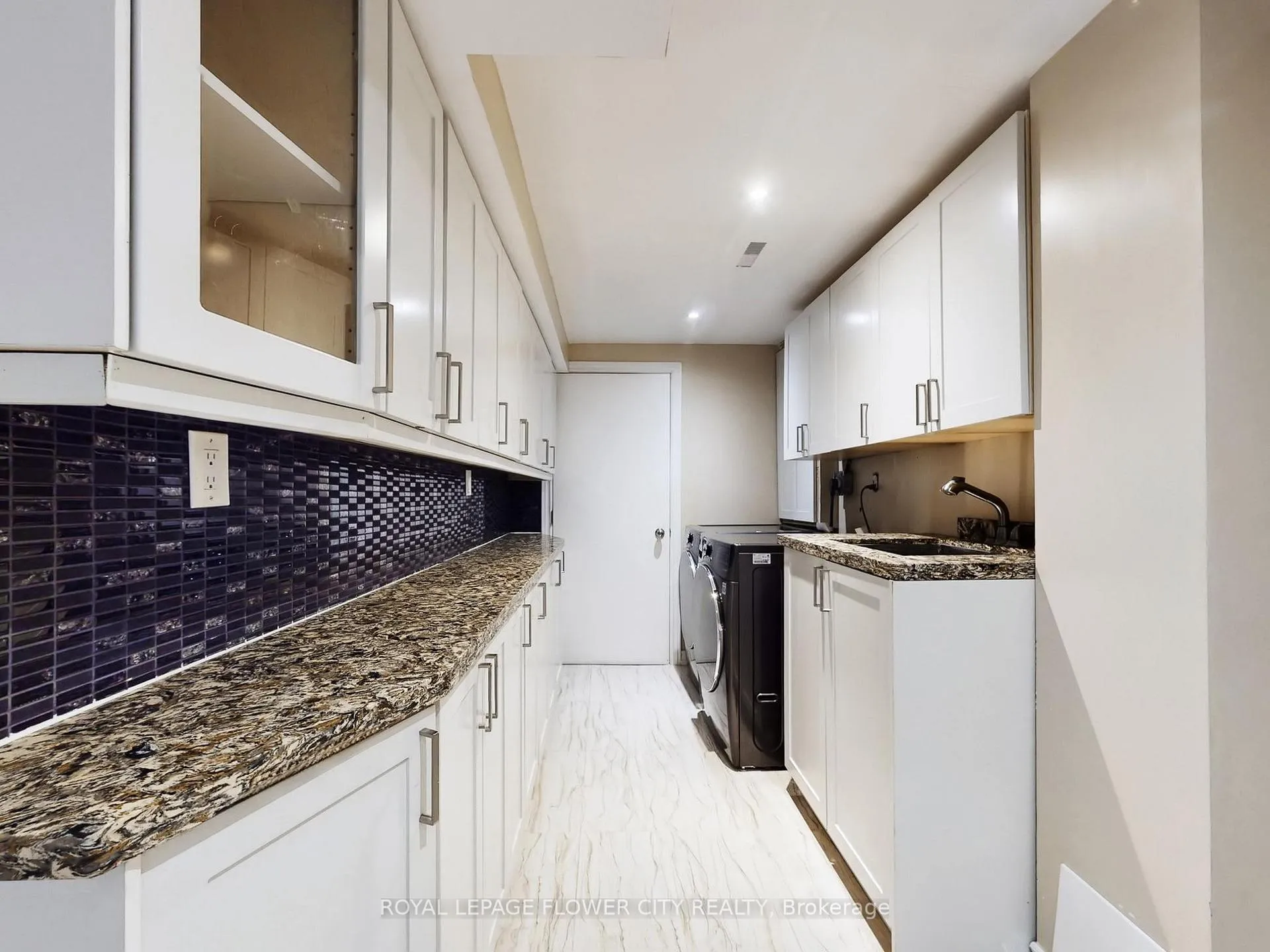 Photo 41 of 29 Glenmore Drive, Whitby, Downtown Whitby — HOMEH