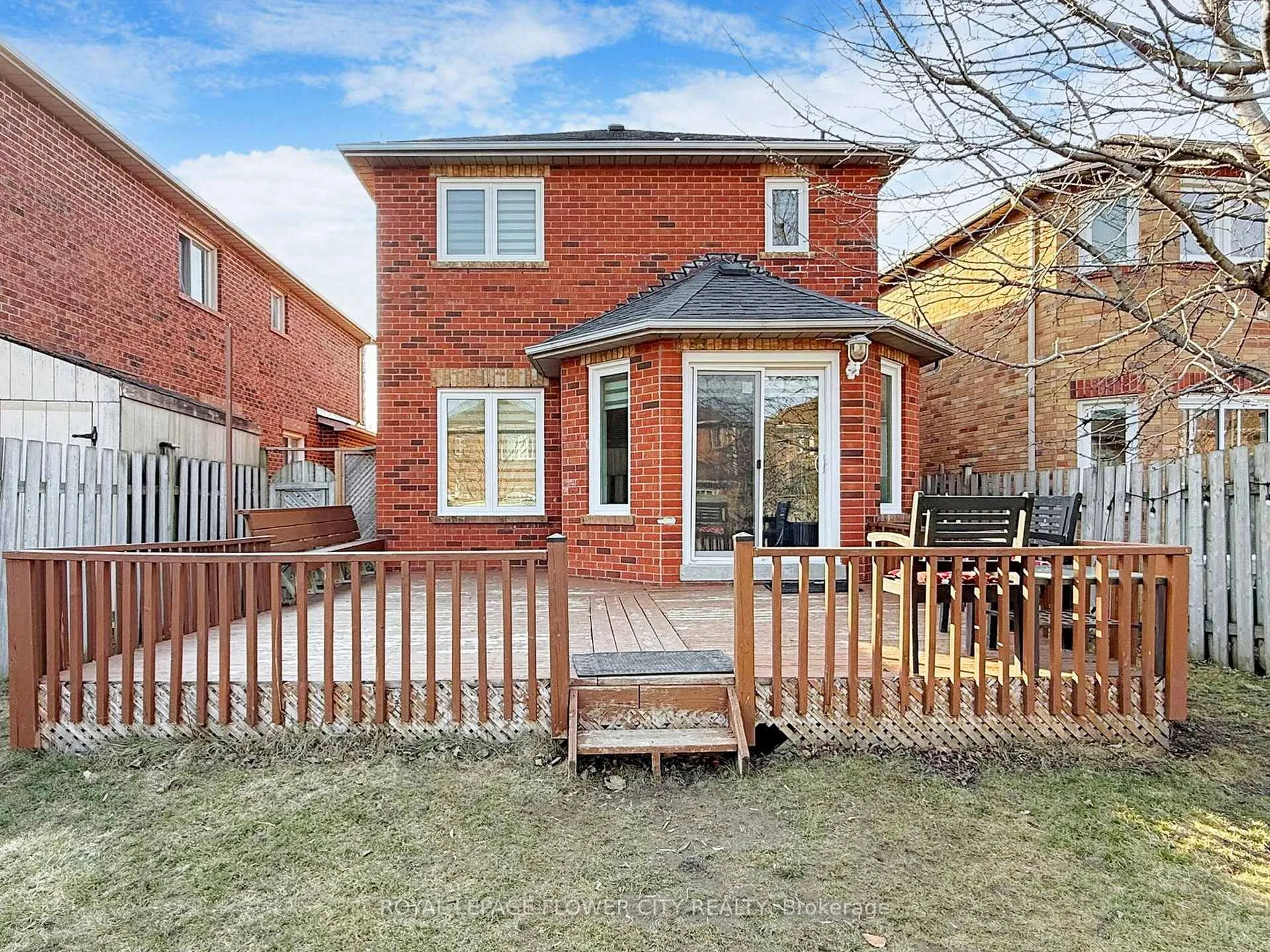 Photo 48 of 29 Glenmore Drive, Whitby, Downtown Whitby — HOMEH