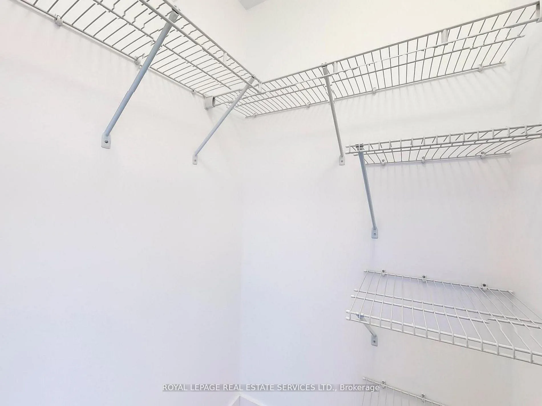 Photo 7 of Unit 4620, 30 Shore Breeze Drive, Etobicoke, Mimico — HOMEH