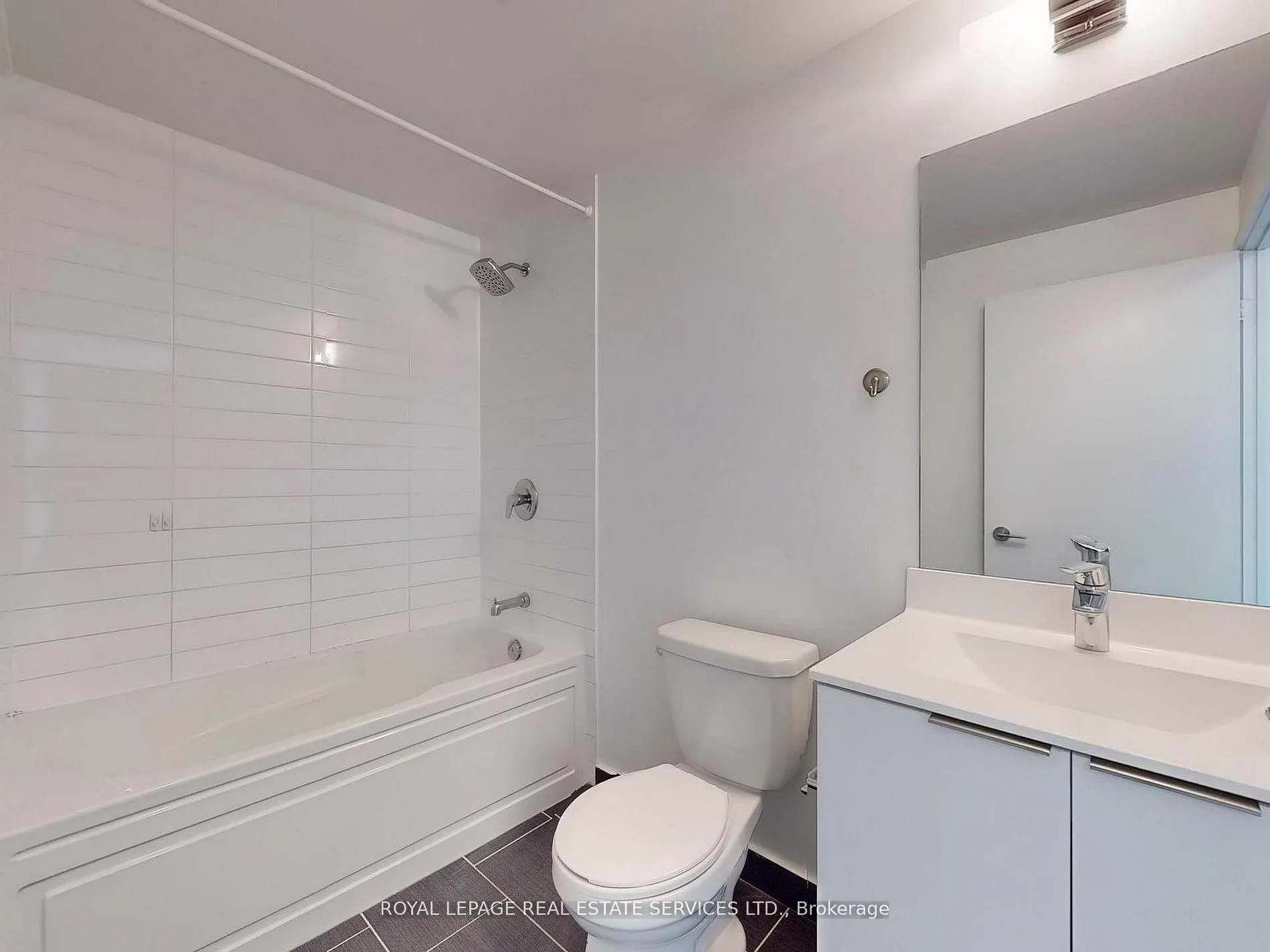Photo 8 of Unit 4620, 30 Shore Breeze Drive, Etobicoke, Mimico — HOMEH