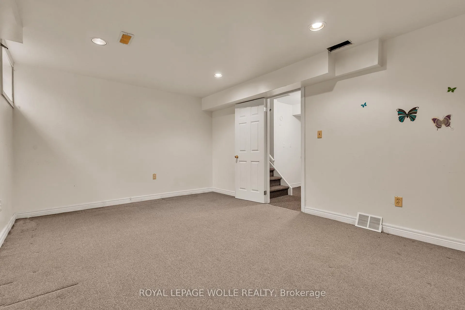 Photo 29 of 26 Roehampton Crescent, Guelph, Pineridge/Westminster Woods — HOMEH