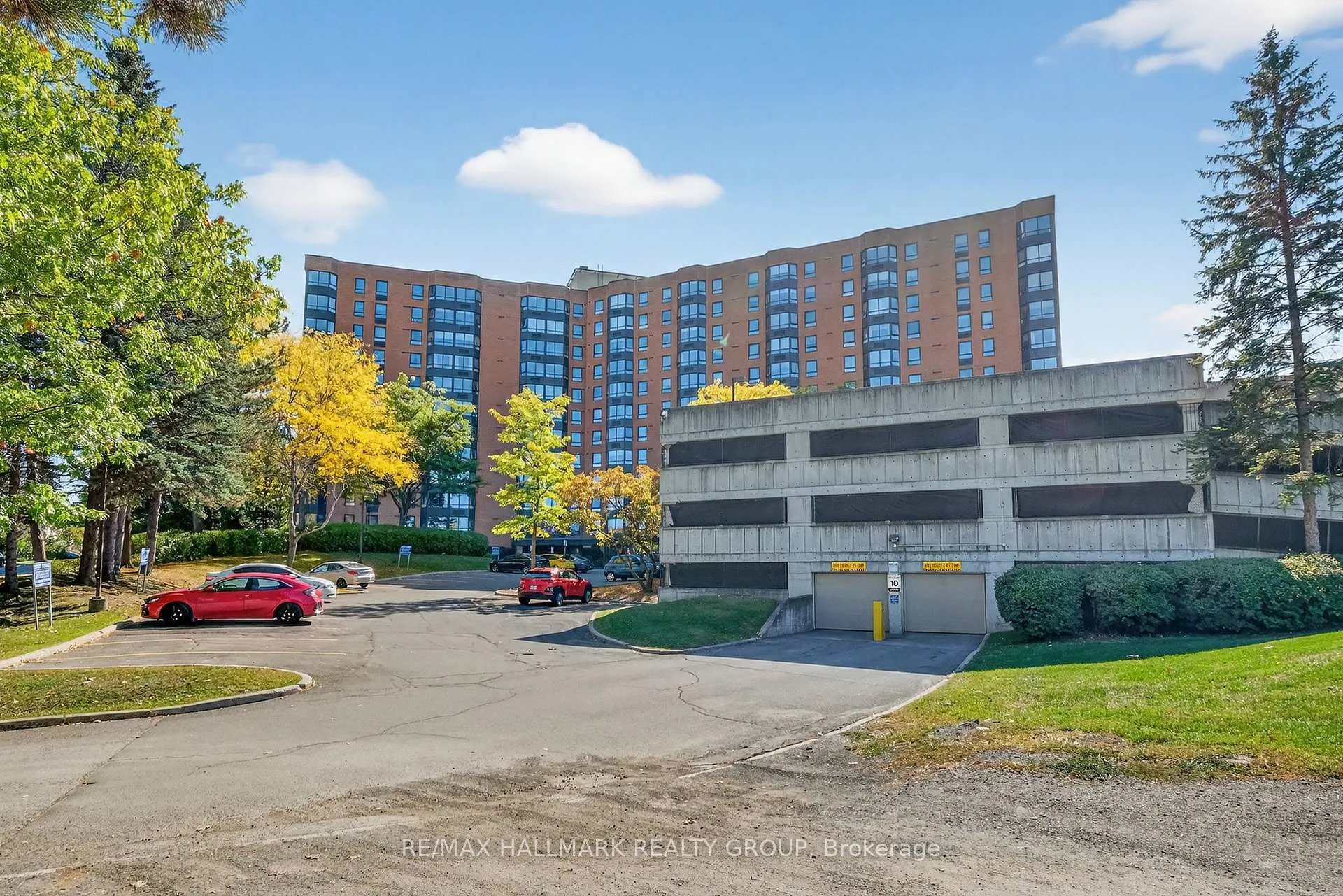 Photo 1 of 80 Sandcastle Drive, Ottawa, Leslie Park — HOMEH