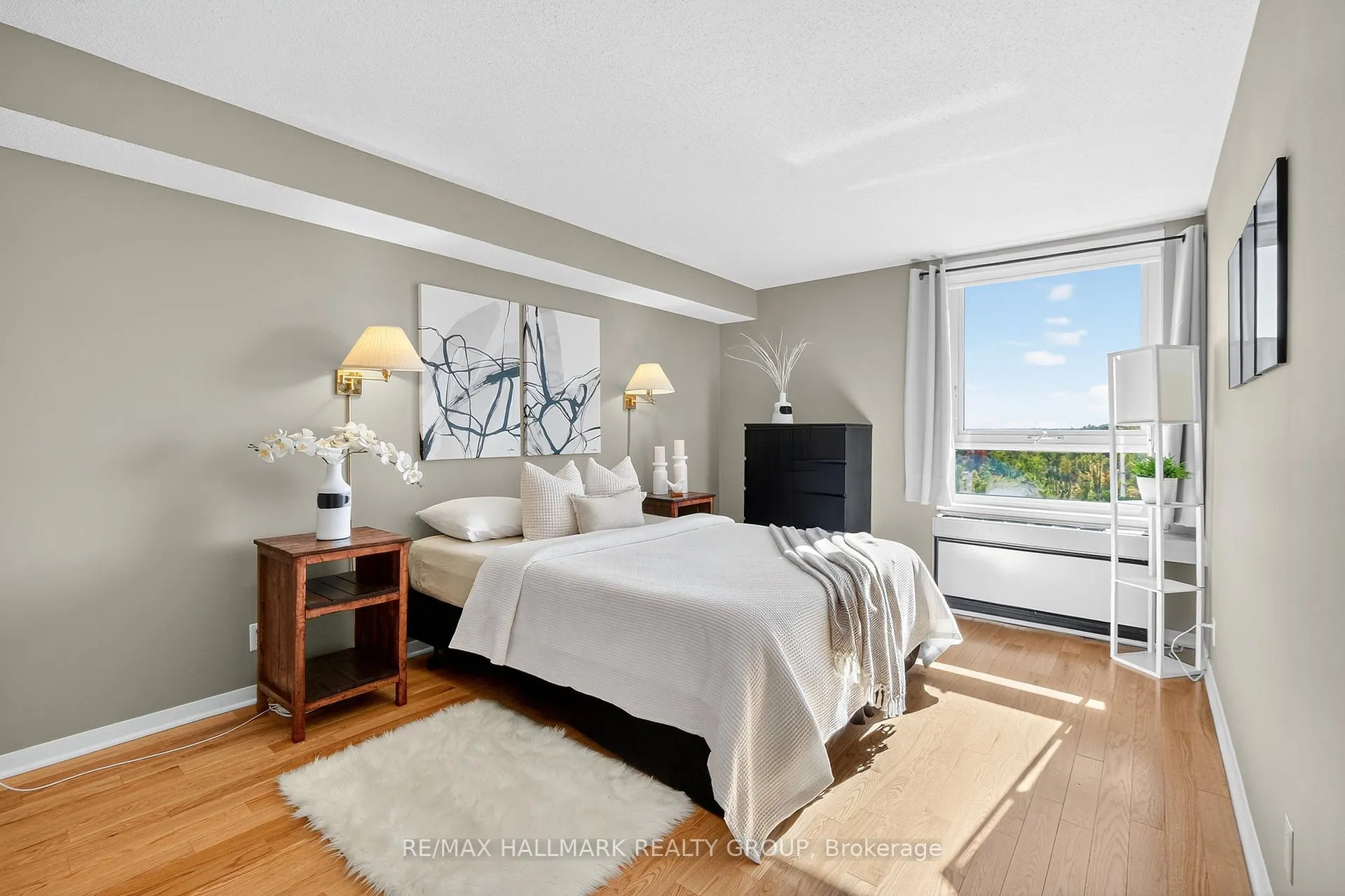 Photo 24 of 80 Sandcastle Drive, Ottawa, Leslie Park — HOMEH