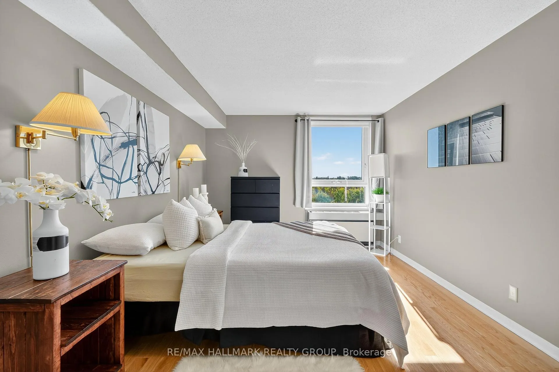 Photo 25 of 80 Sandcastle Drive, Ottawa, Leslie Park — HOMEH