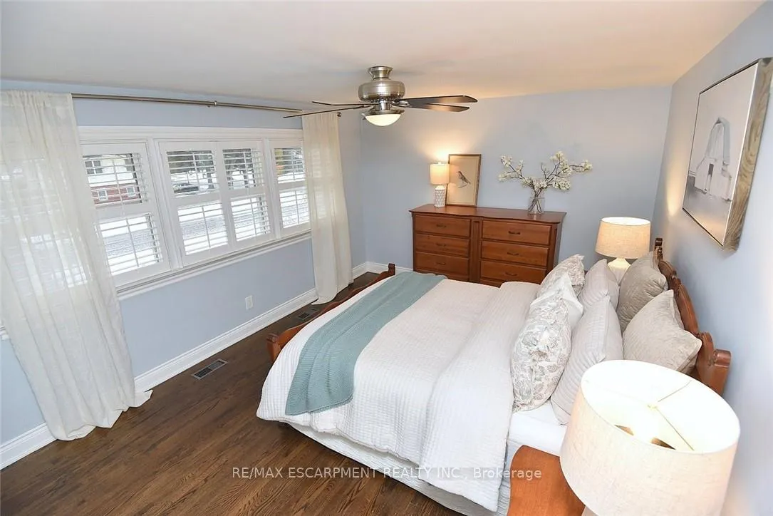 Photo 24 of 626 Vanderburgh Drive, Burlington, LaSalle — HOMEH