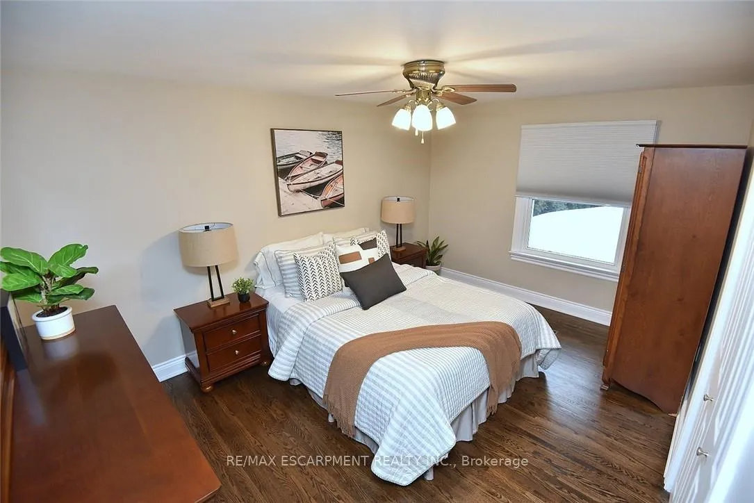 Photo 25 of 626 Vanderburgh Drive, Burlington, LaSalle — HOMEH