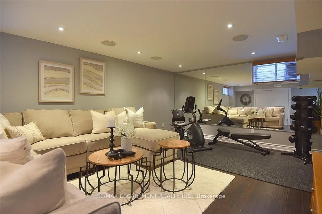Photo 35 of 626 Vanderburgh Drive, Burlington, LaSalle — HOMEH