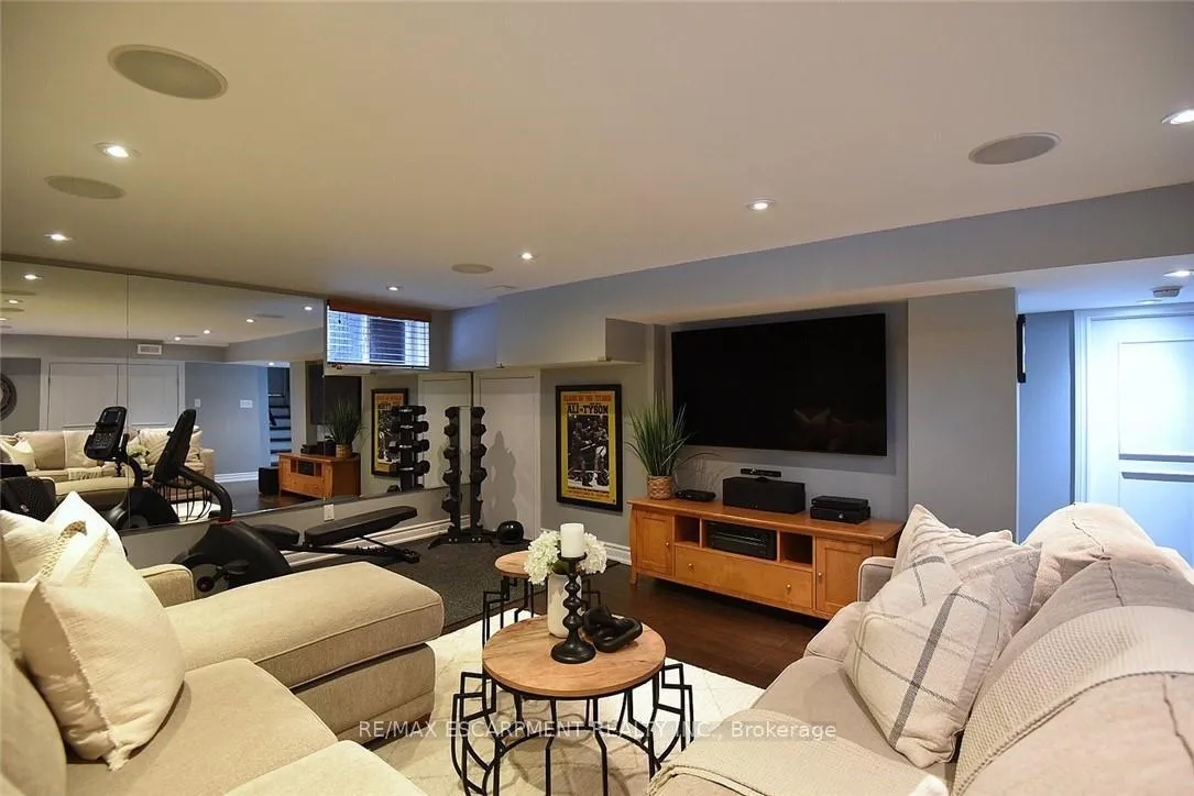 Photo 37 of 626 Vanderburgh Drive, Burlington, LaSalle — HOMEH