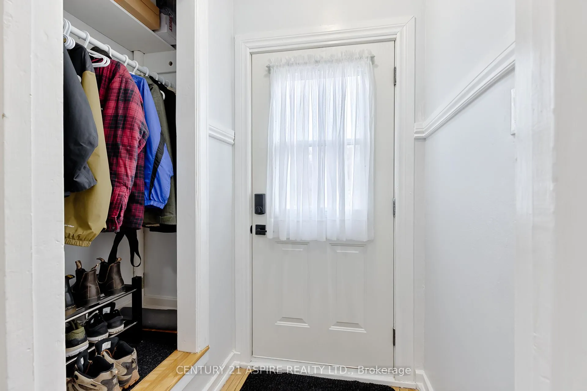 Photo 2 of 29 Alder Crescent, Deep River — HOMEH