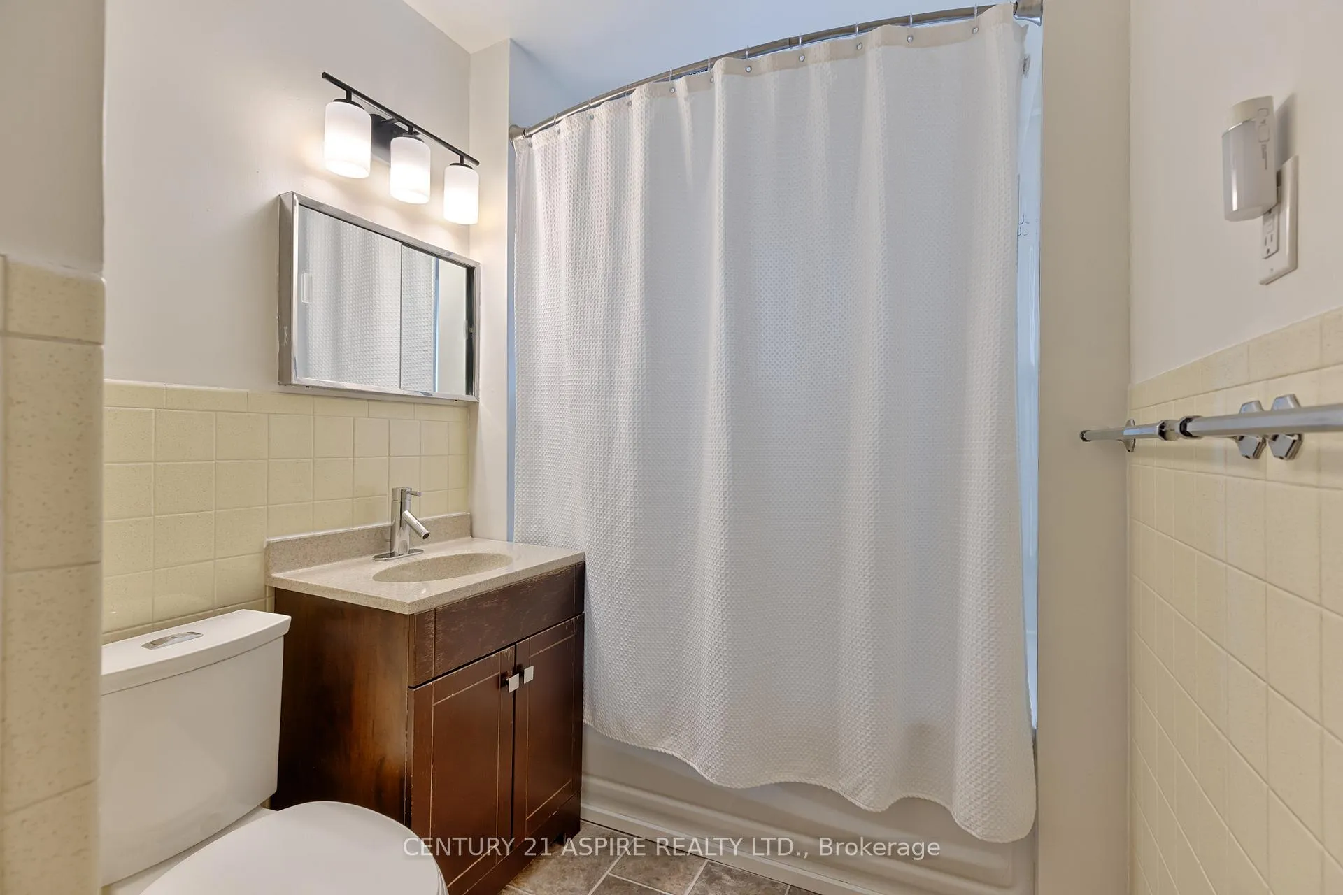 Photo 22 of 29 Alder Crescent, Deep River — HOMEH