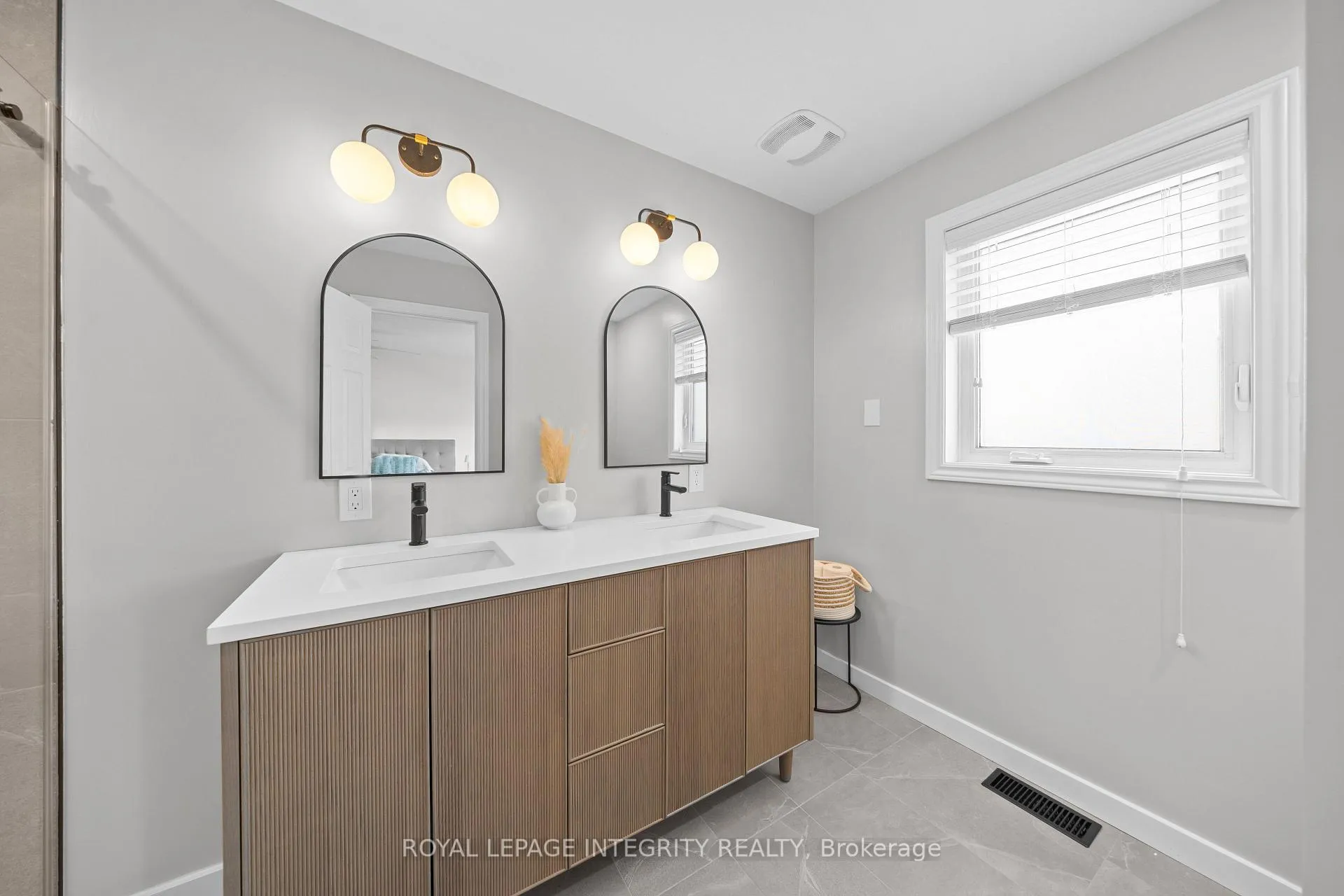 Photo 22 of 356 Ravenswood Way, Ottawa, Avalon East — HOMEH