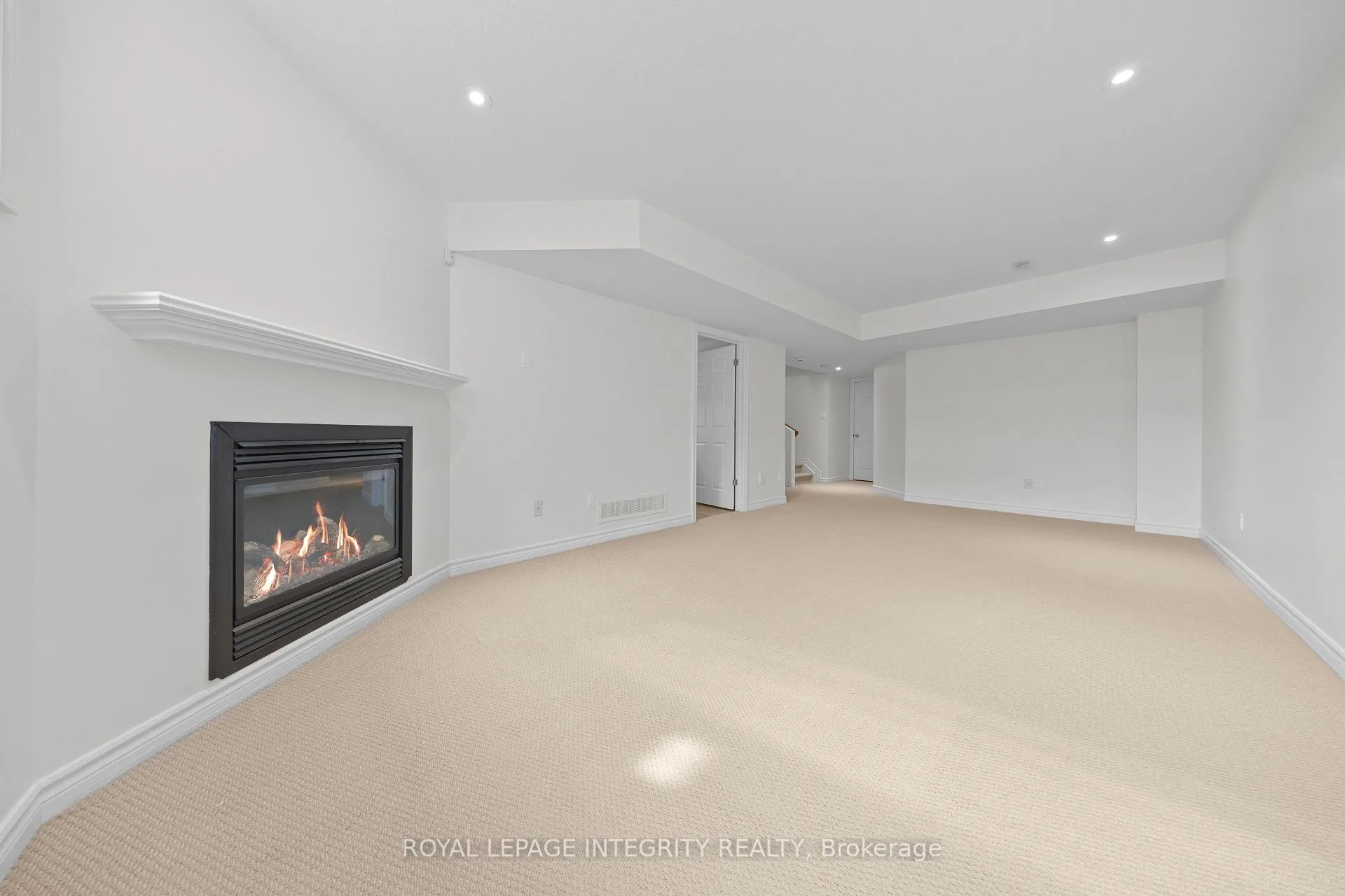 Photo 32 of 356 Ravenswood Way, Ottawa, Avalon East — HOMEH