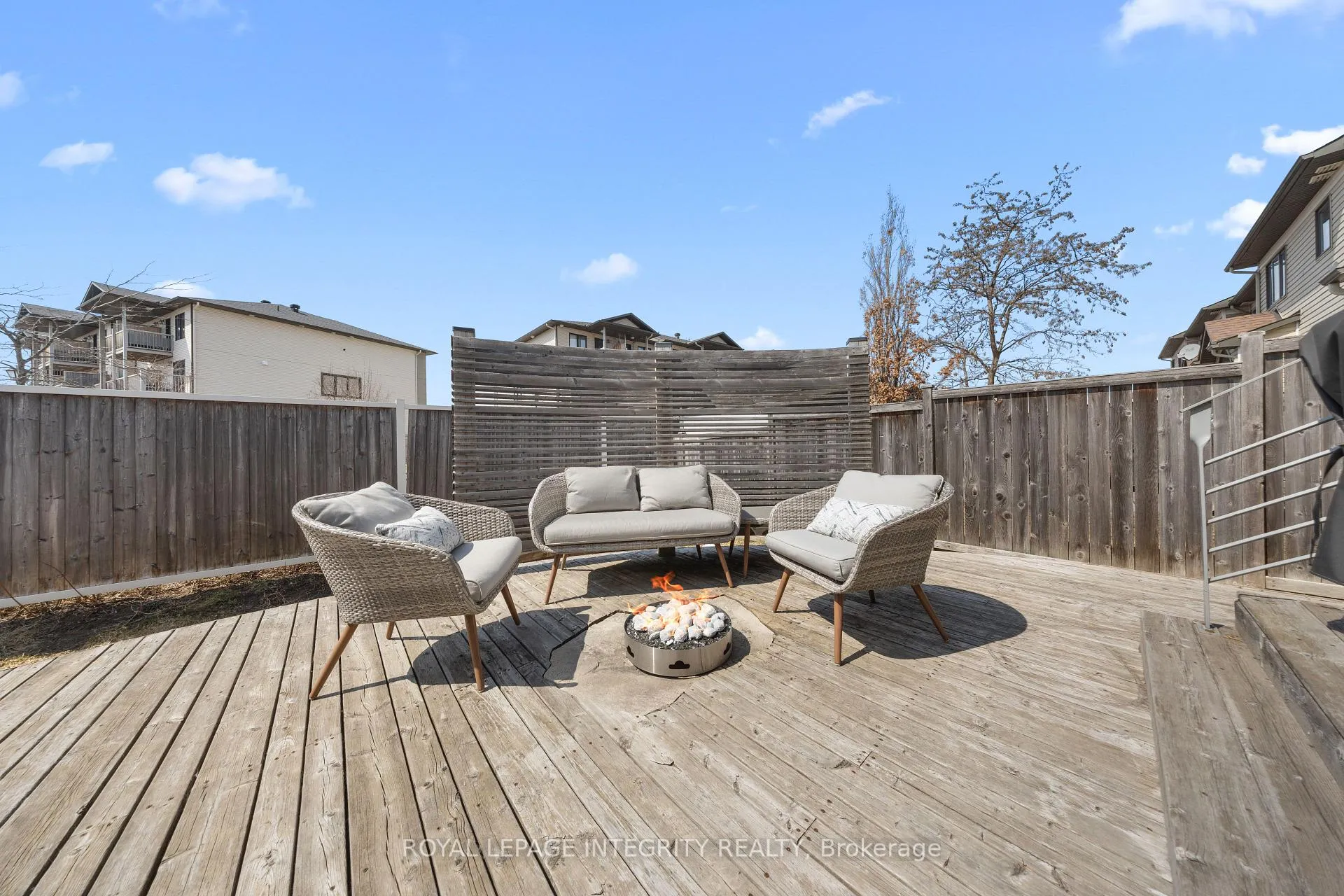 Photo 36 of 356 Ravenswood Way, Ottawa, Avalon East — HOMEH