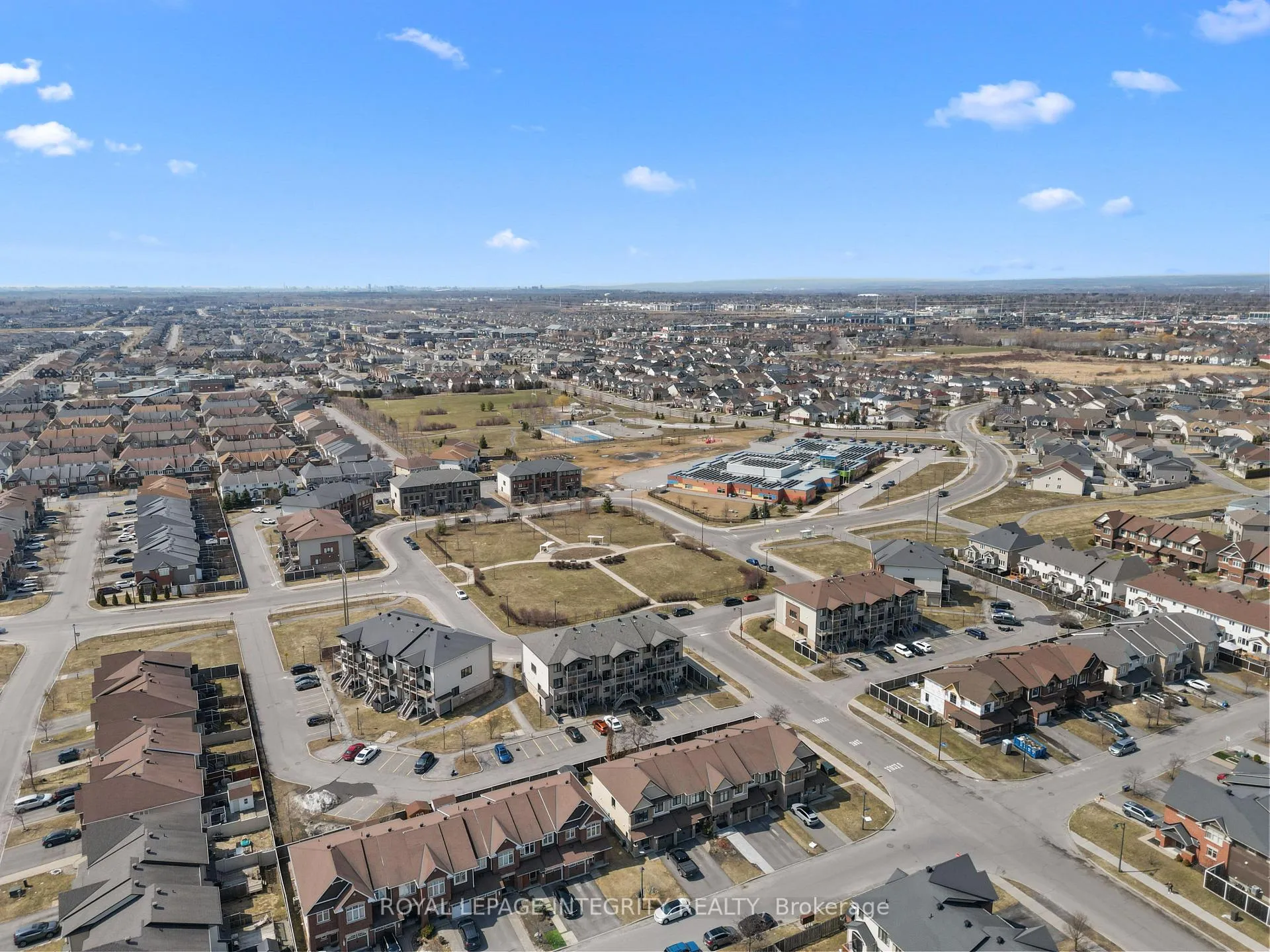 Photo 42 of 356 Ravenswood Way, Ottawa, Avalon East — HOMEH