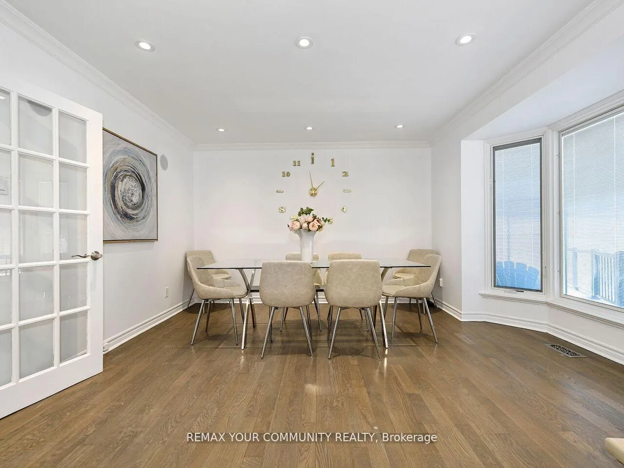Photo 31 of 239 Wincott Drive, Etobicoke, Willowridge-Martingrove-Richview — HOMEH