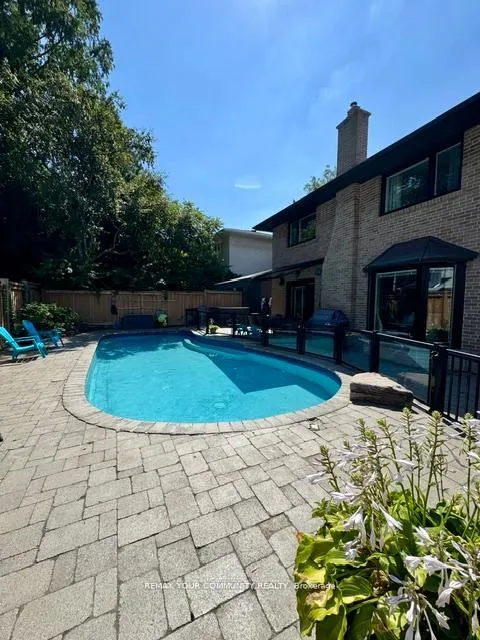 Photo 35 of 239 Wincott Drive, Etobicoke, Willowridge-Martingrove-Richview — HOMEH
