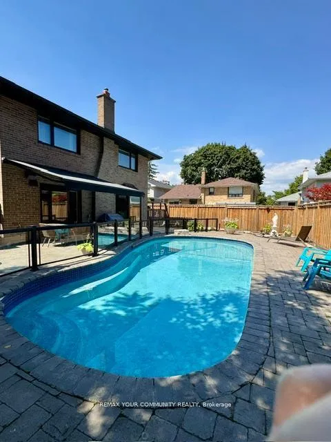 Photo 36 of 239 Wincott Drive, Etobicoke, Willowridge-Martingrove-Richview — HOMEH