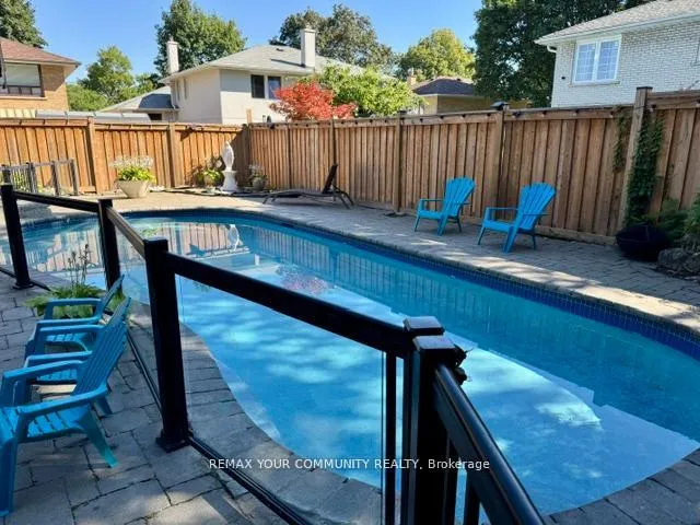 Photo 37 of 239 Wincott Drive, Etobicoke, Willowridge-Martingrove-Richview — HOMEH