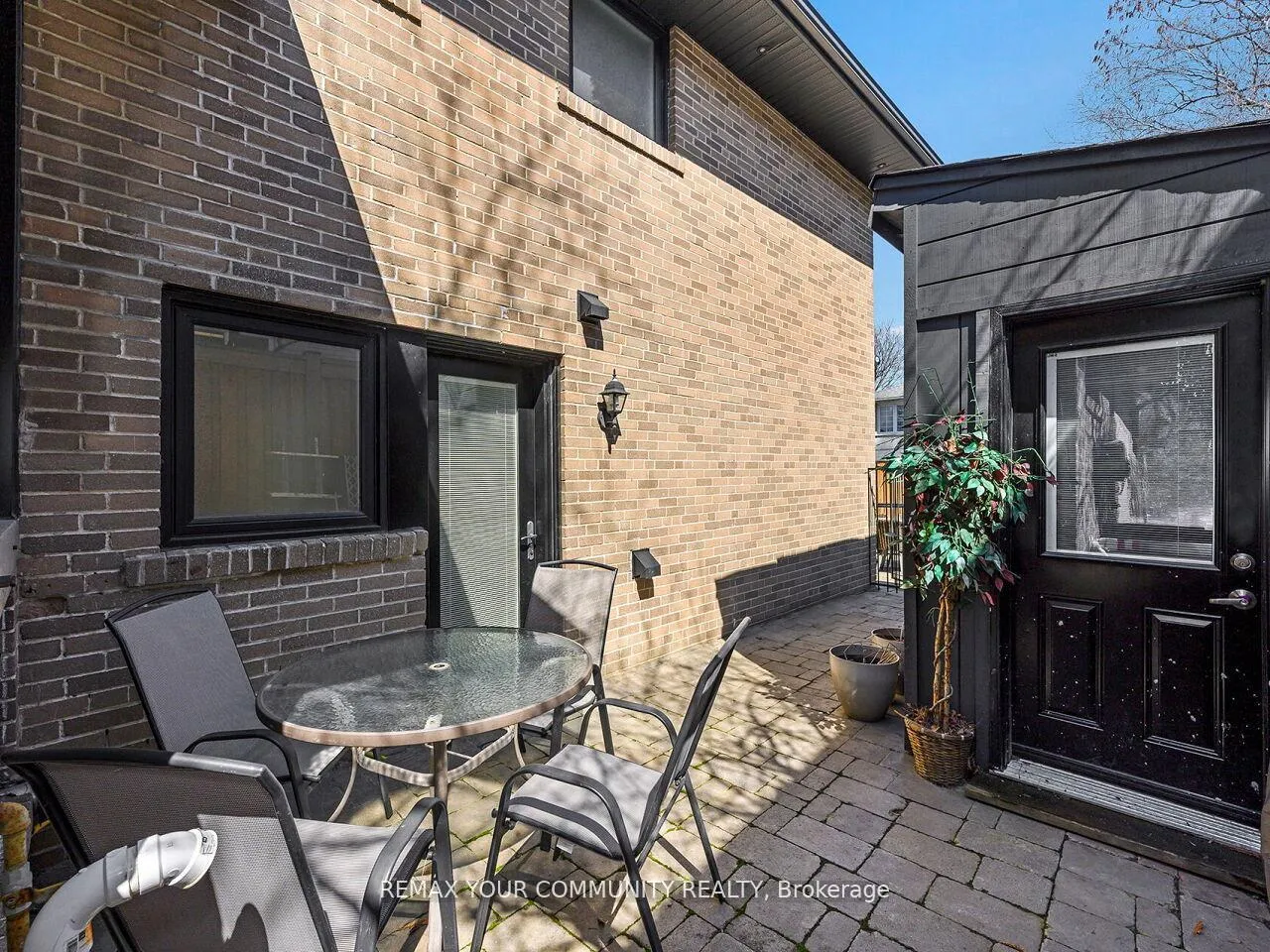 Photo 46 of 239 Wincott Drive, Etobicoke, Willowridge-Martingrove-Richview — HOMEH