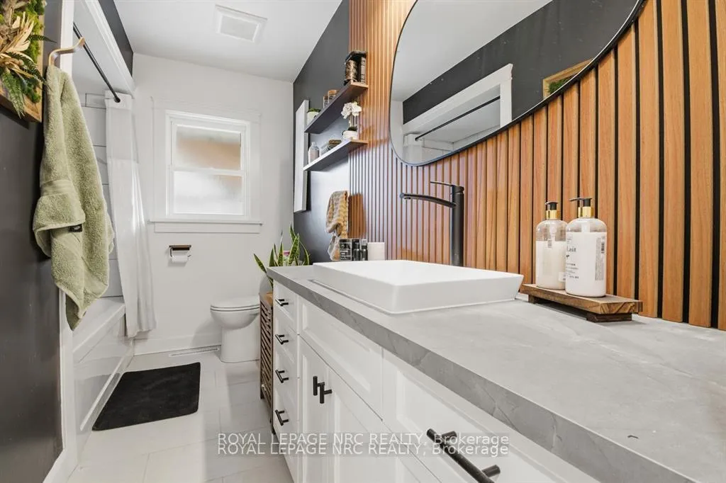 Photo 23 of 458 Doan's Ridge Road, Welland, Cooks Mills — HOMEH