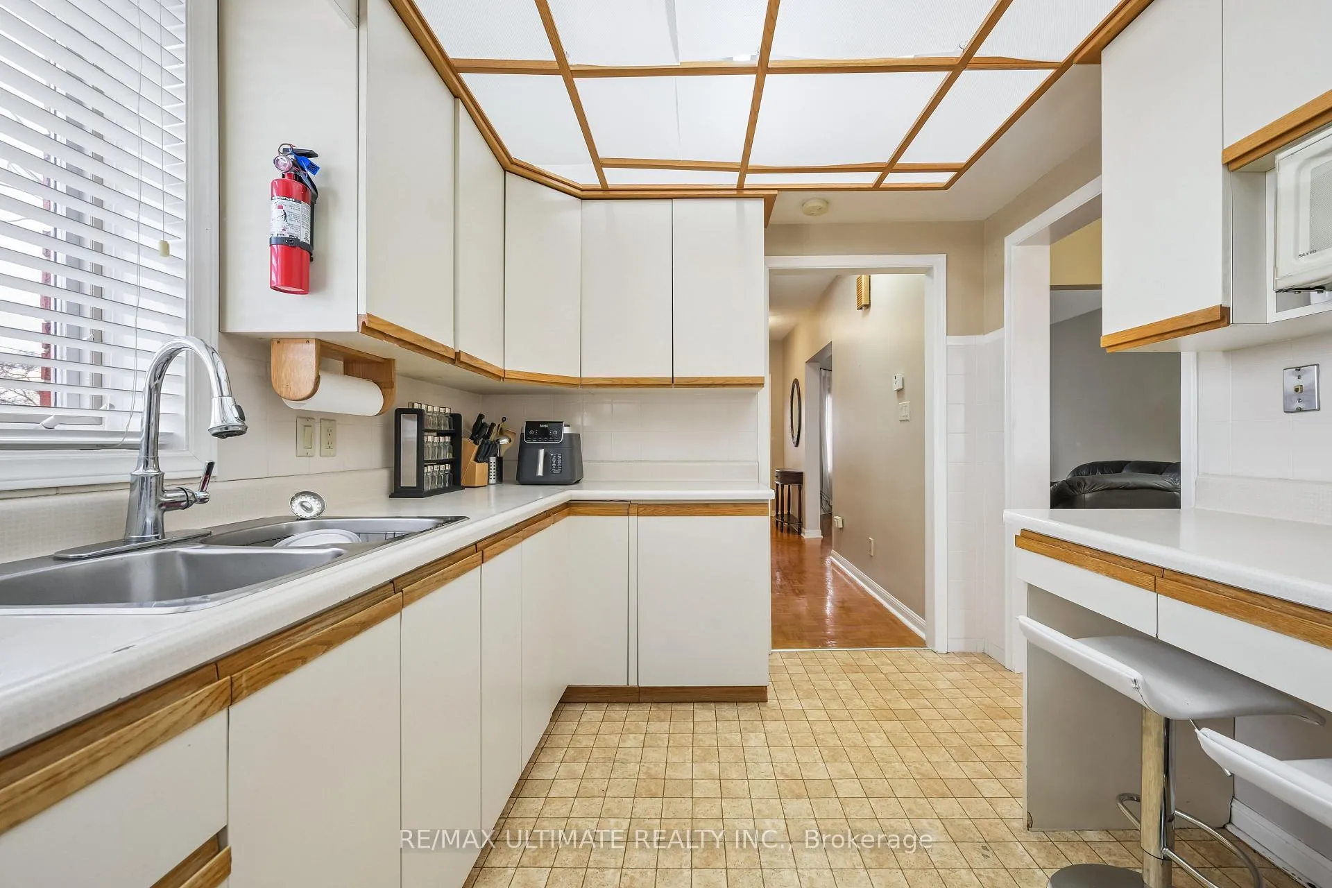 Photo 8 of 165 Sellers Avenue, Toronto, Caledonia-Fairbank — HOMEH
