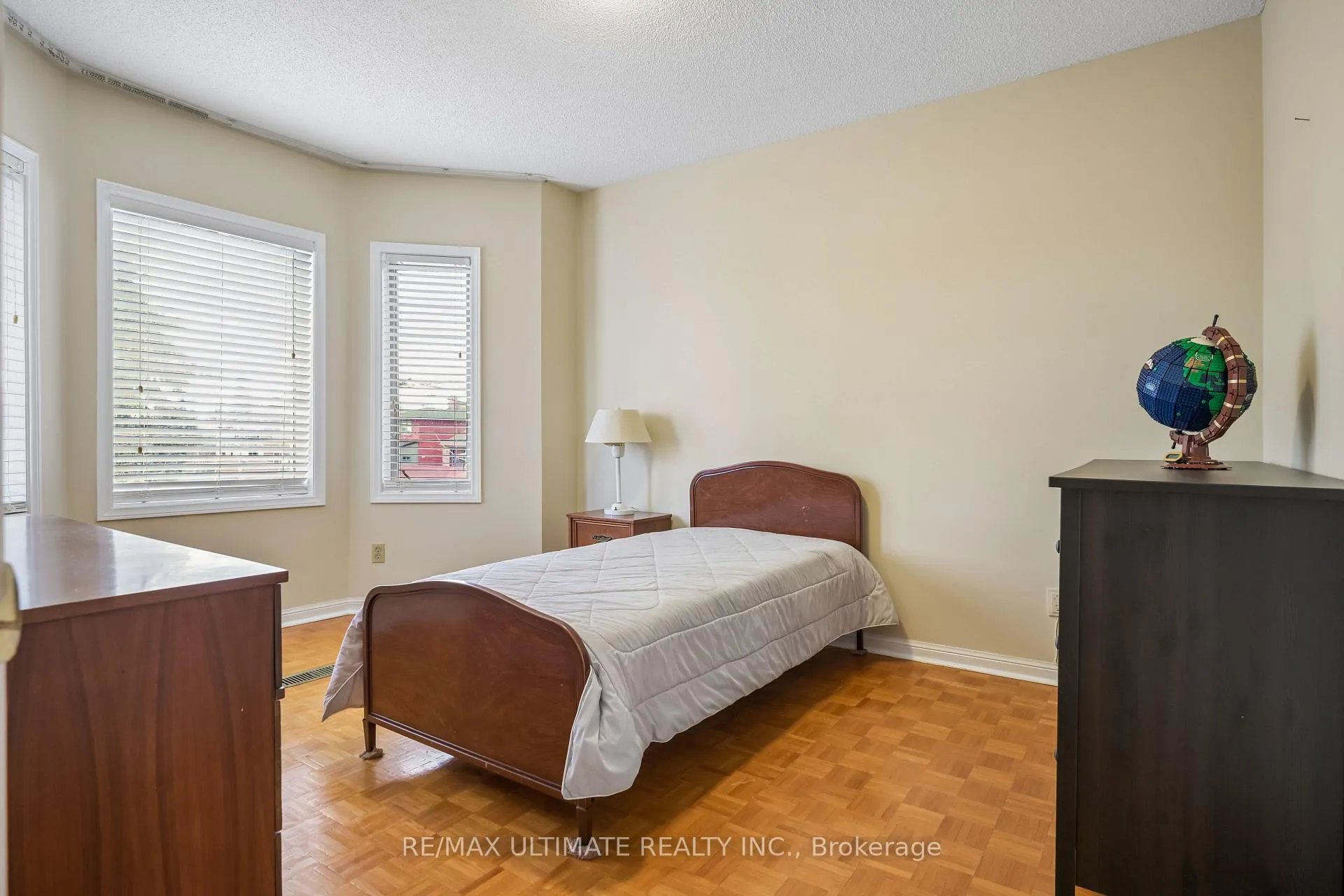 Photo 15 of 165 Sellers Avenue, Toronto, Caledonia-Fairbank — HOMEH