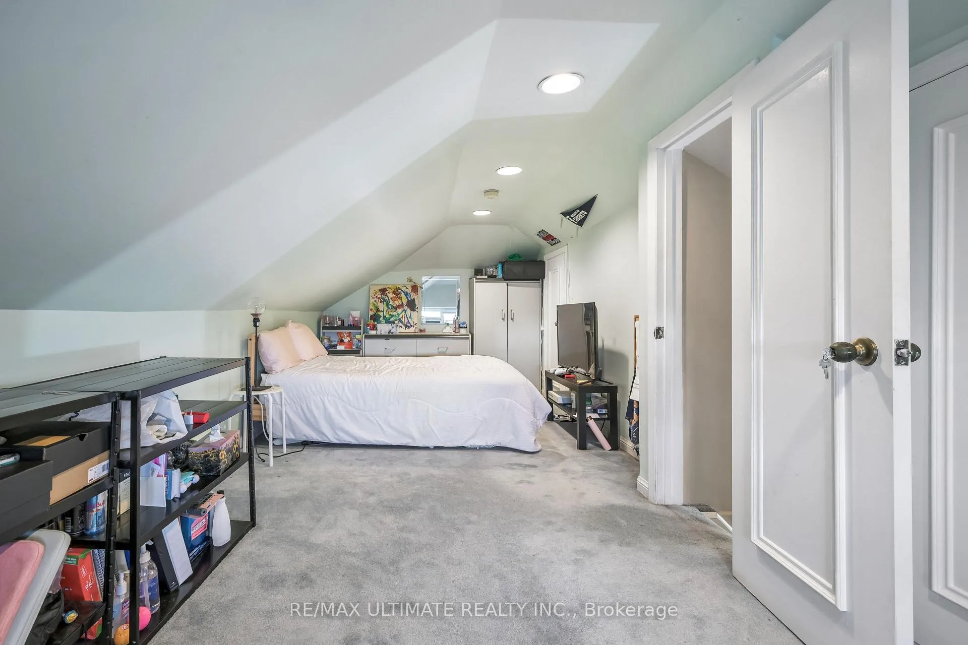 Photo 19 of 165 Sellers Avenue, Toronto, Caledonia-Fairbank — HOMEH