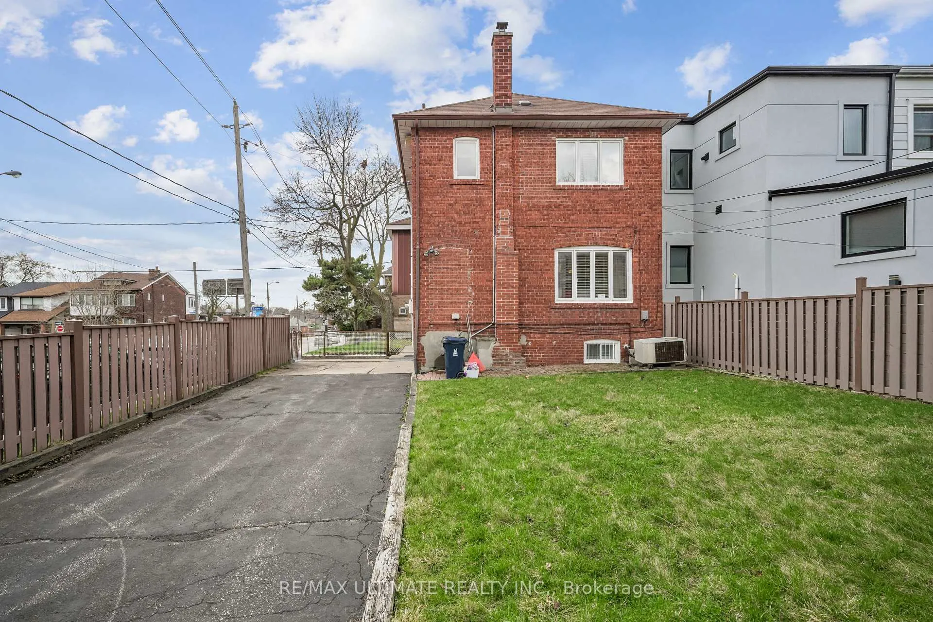 Photo 28 of 165 Sellers Avenue, Toronto, Caledonia-Fairbank — HOMEH