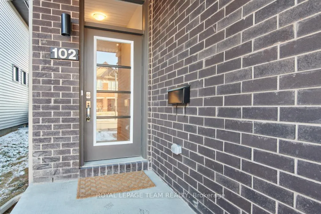 Photo 3 of 102 Crevasse Road, Ottawa, Mer Bleue/Bradley Estates/Anderson Park — HOMEH