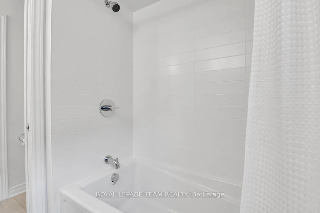 Photo 29 of 102 Crevasse Road, Ottawa, Mer Bleue/Bradley Estates/Anderson Park — HOMEH