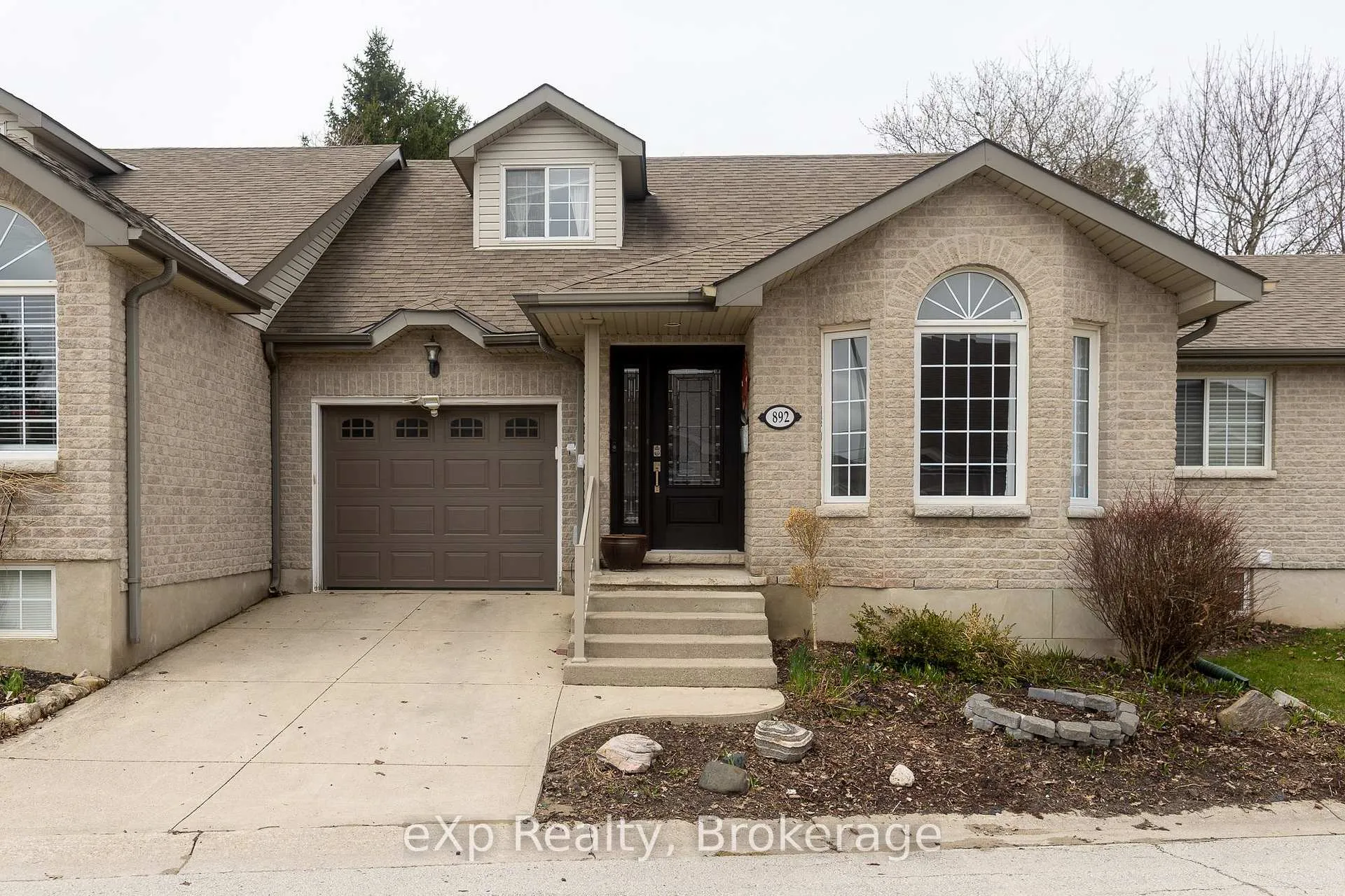 Photo 2 of 892 9th Avenue A, Owen Sound — HOMEH