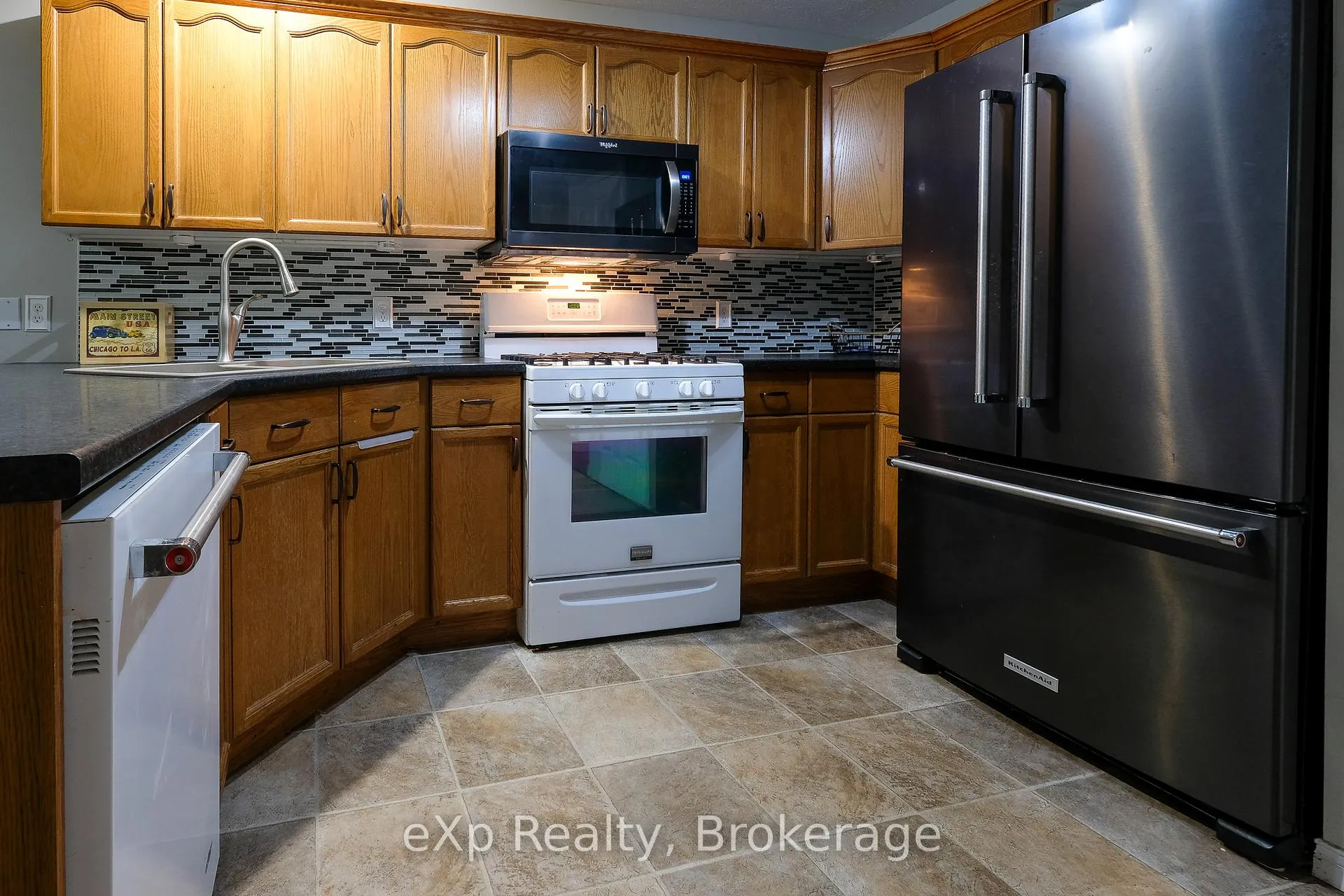 Photo 13 of 892 9th Avenue A, Owen Sound — HOMEH