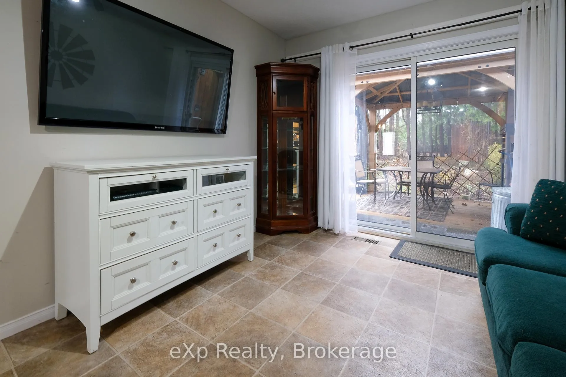 Photo 18 of 892 9th Avenue A, Owen Sound — HOMEH